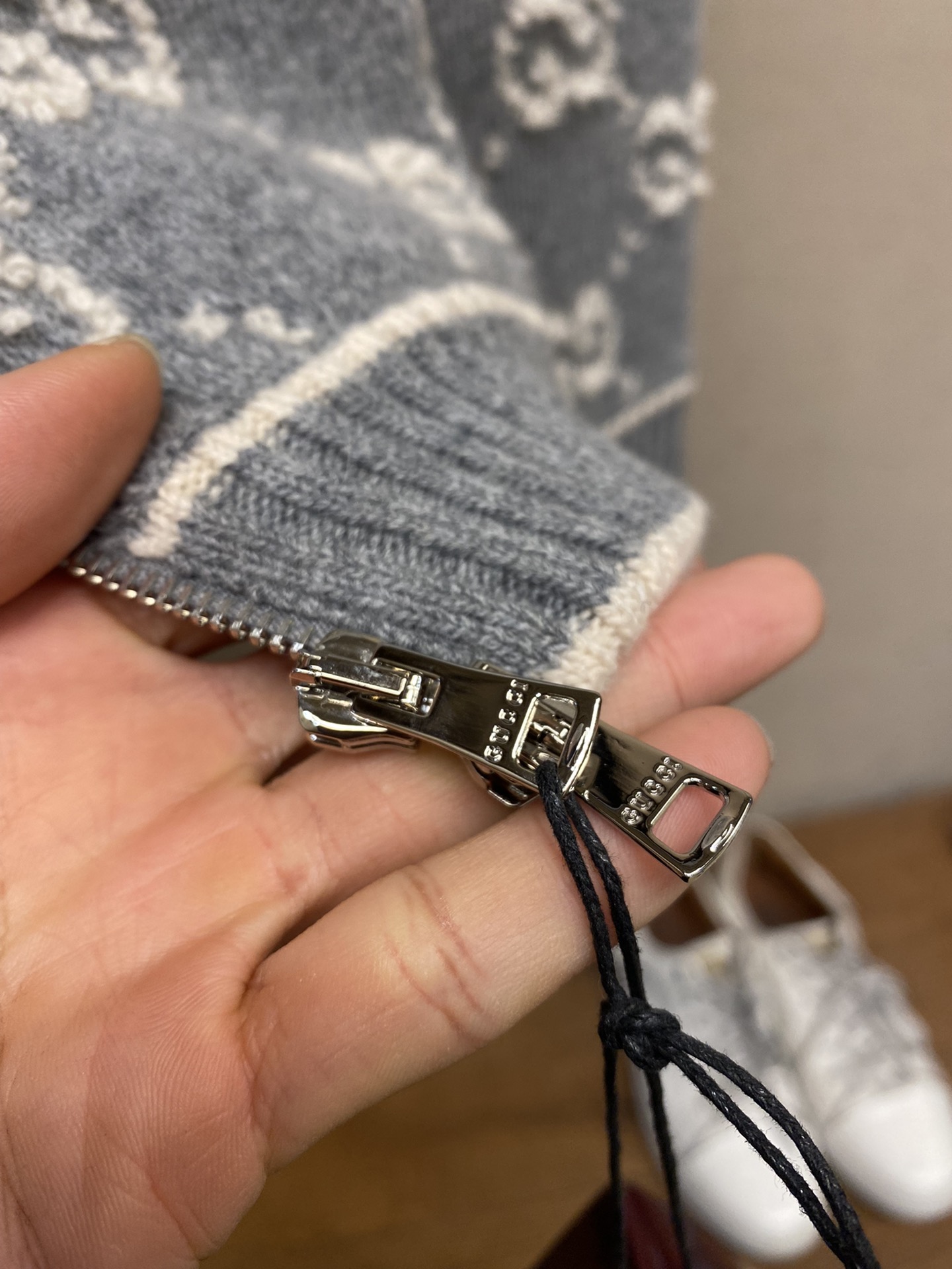 🌟🌟Gucci，最新款以图案设计灵感源自品牌创始人Guccio Gucci先生的姓名首字母缩写，始终深受