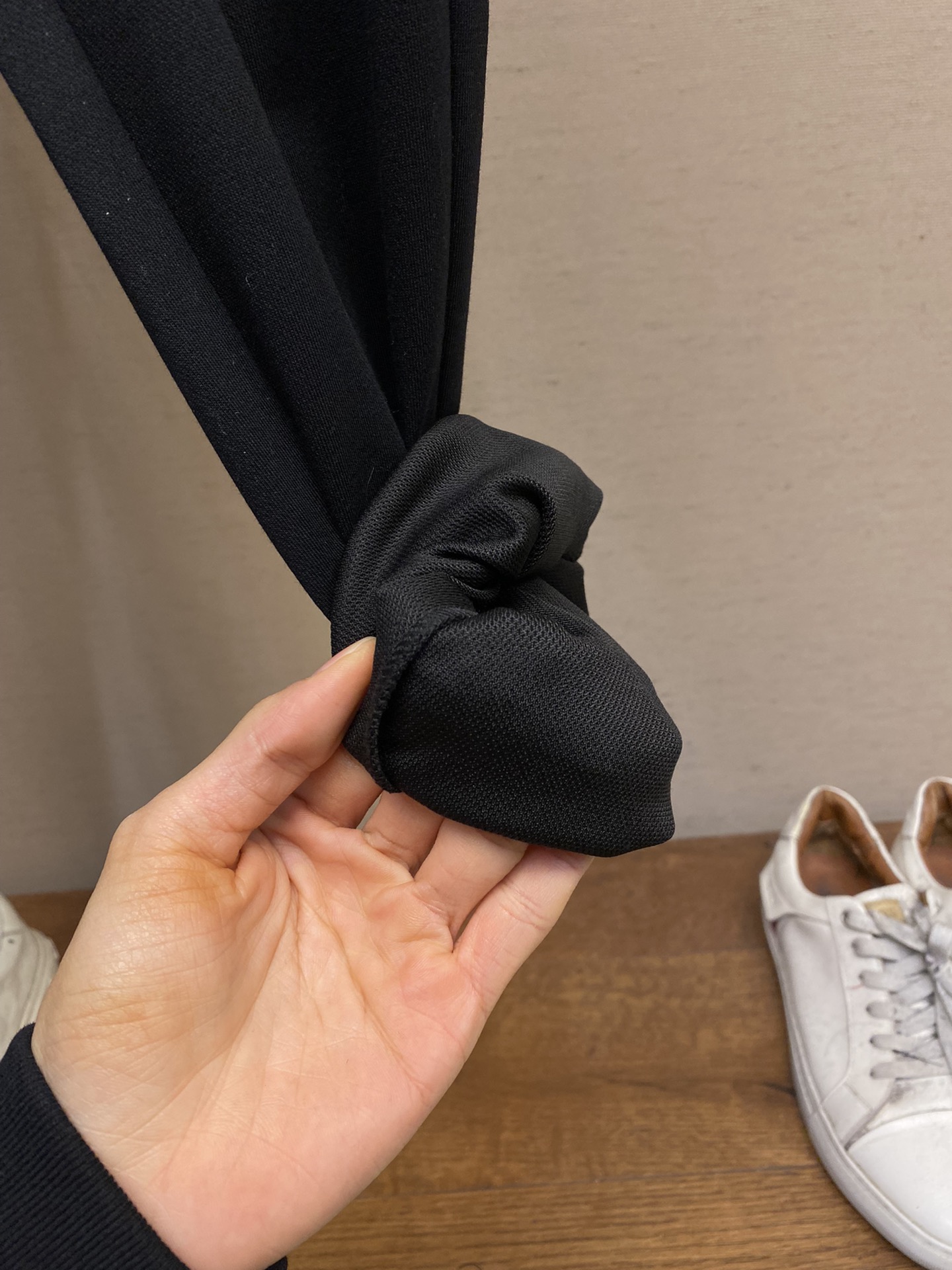  🌟🌟Balenciaga，男士休闲裤👍
纯棉面料休闲裤，最新款上身版型无敌正！
绝对可以闭眼收的一款
