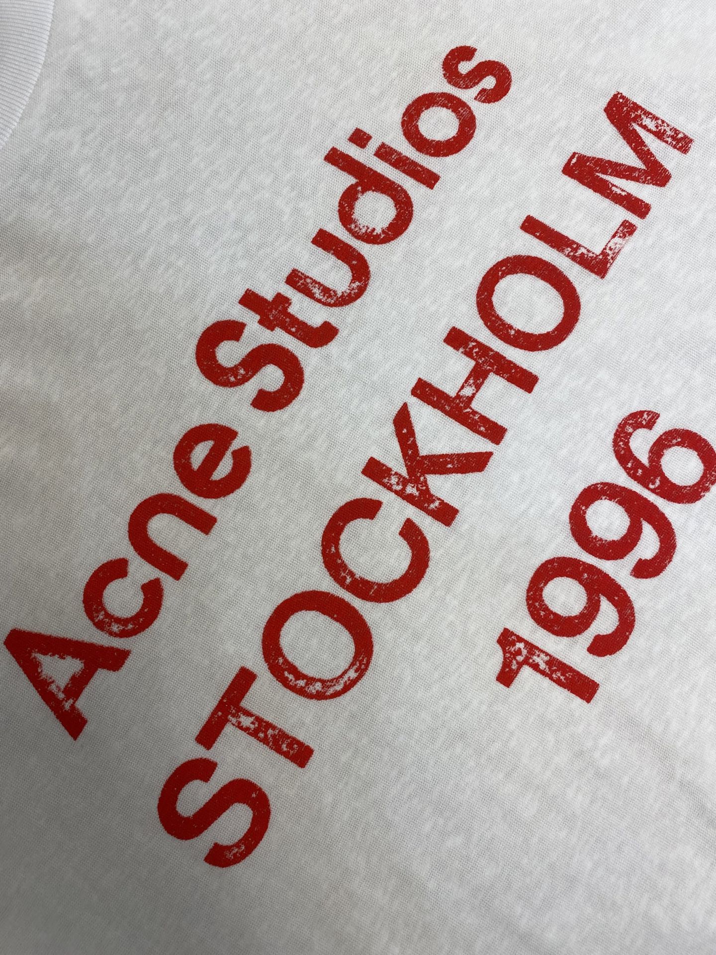 Glittery Loose Cotton T-shirt in XS, S, M Sizes – No Special Price - 图片 4