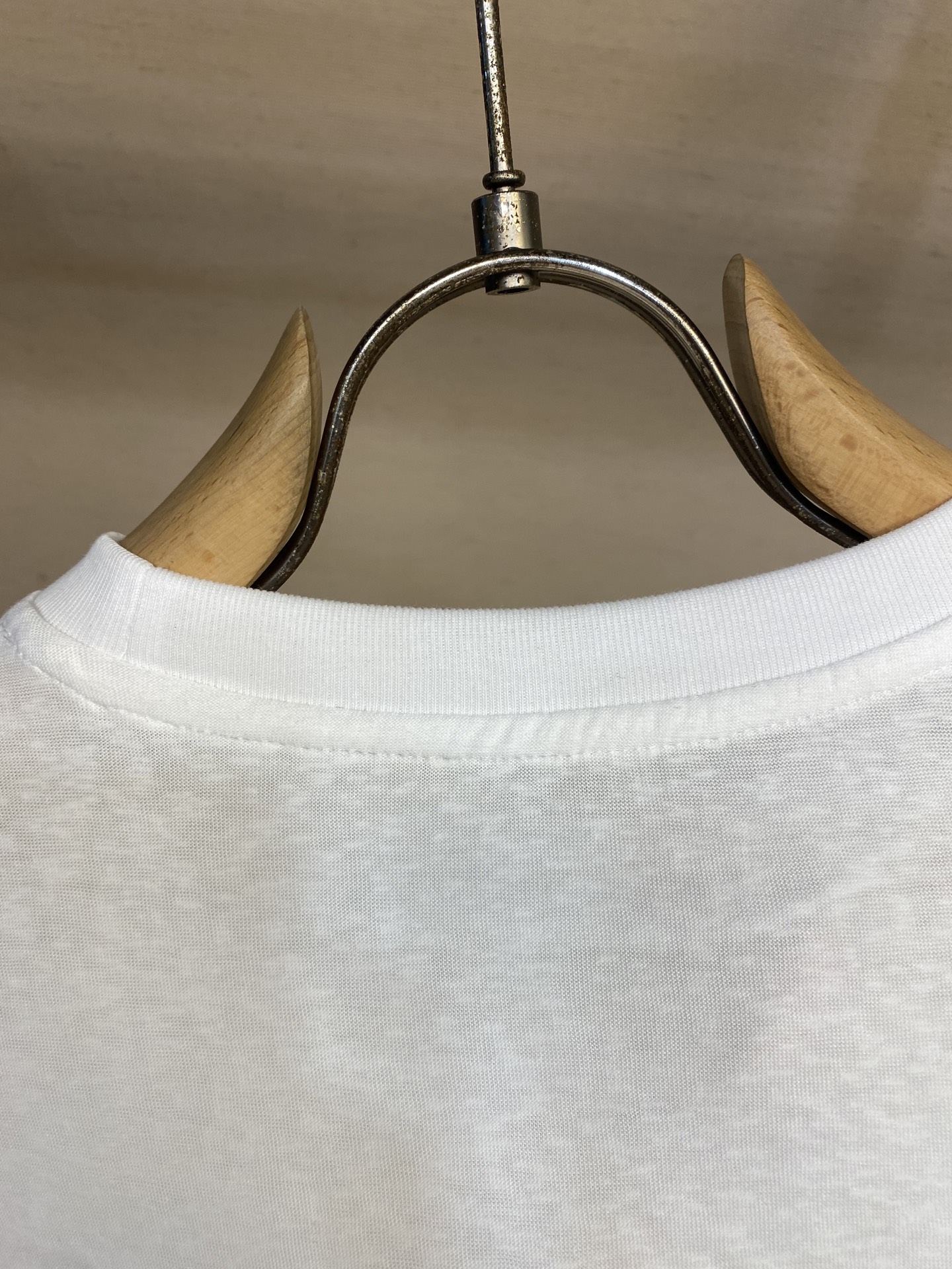 Glittery Loose Cotton T-shirt in XS, S, M Sizes – No Special Price - 图片 8