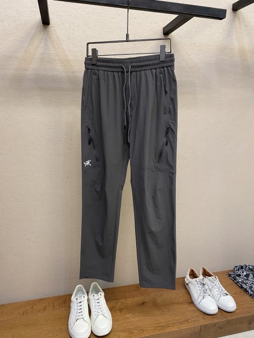 بنطلون رياضي مريح للرجال من Arcteryx، سريع الجفاف، مثالي للأنشطة اليومية والرياضية 1 بنطلون رياضي مريح للرجال من Arcteryx، سريع الجفاف، مثالي للأنشطة اليومية والرياضية