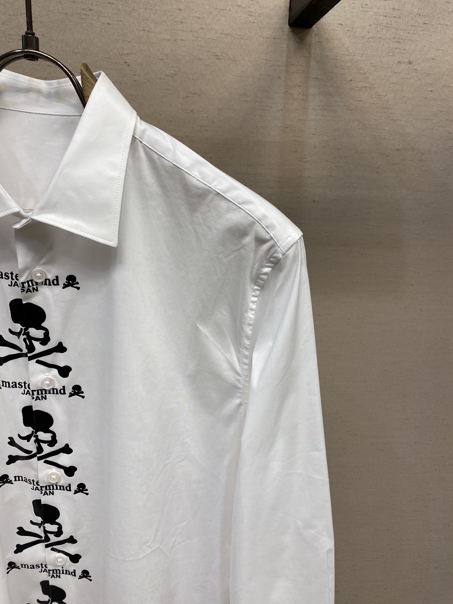 P644🌟🌟MMJ: High-End Ruttee Shirt in Unique Style, S-2XL Sizes for 130-196 Pounds - 图片 4