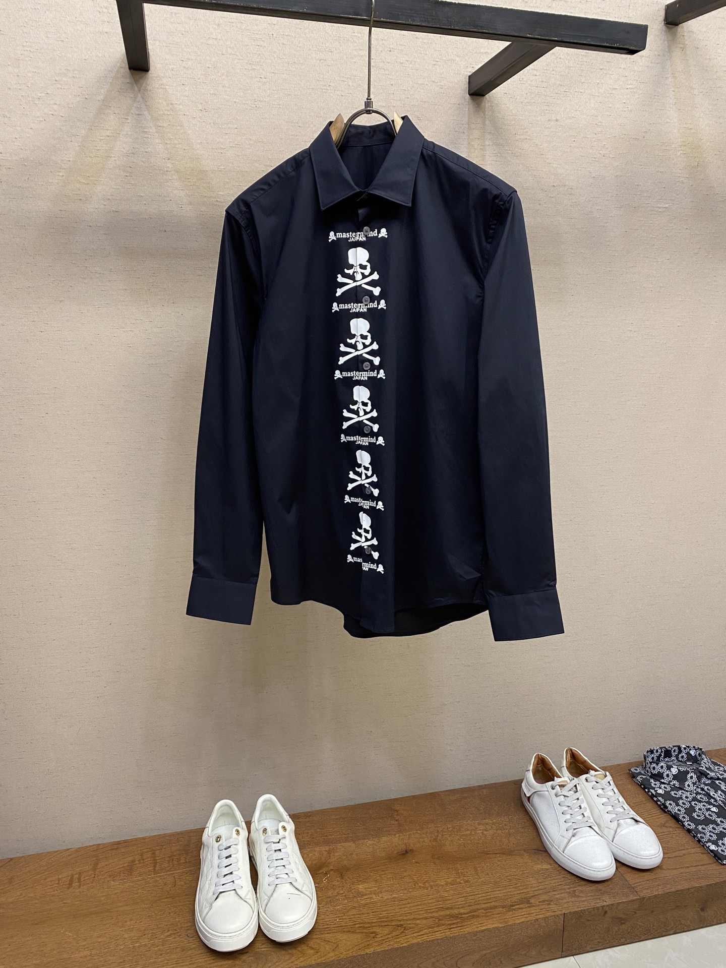P644🌟🌟MMJ: High-End Street Style Shirt with Unique Design and Sensitive Feelings