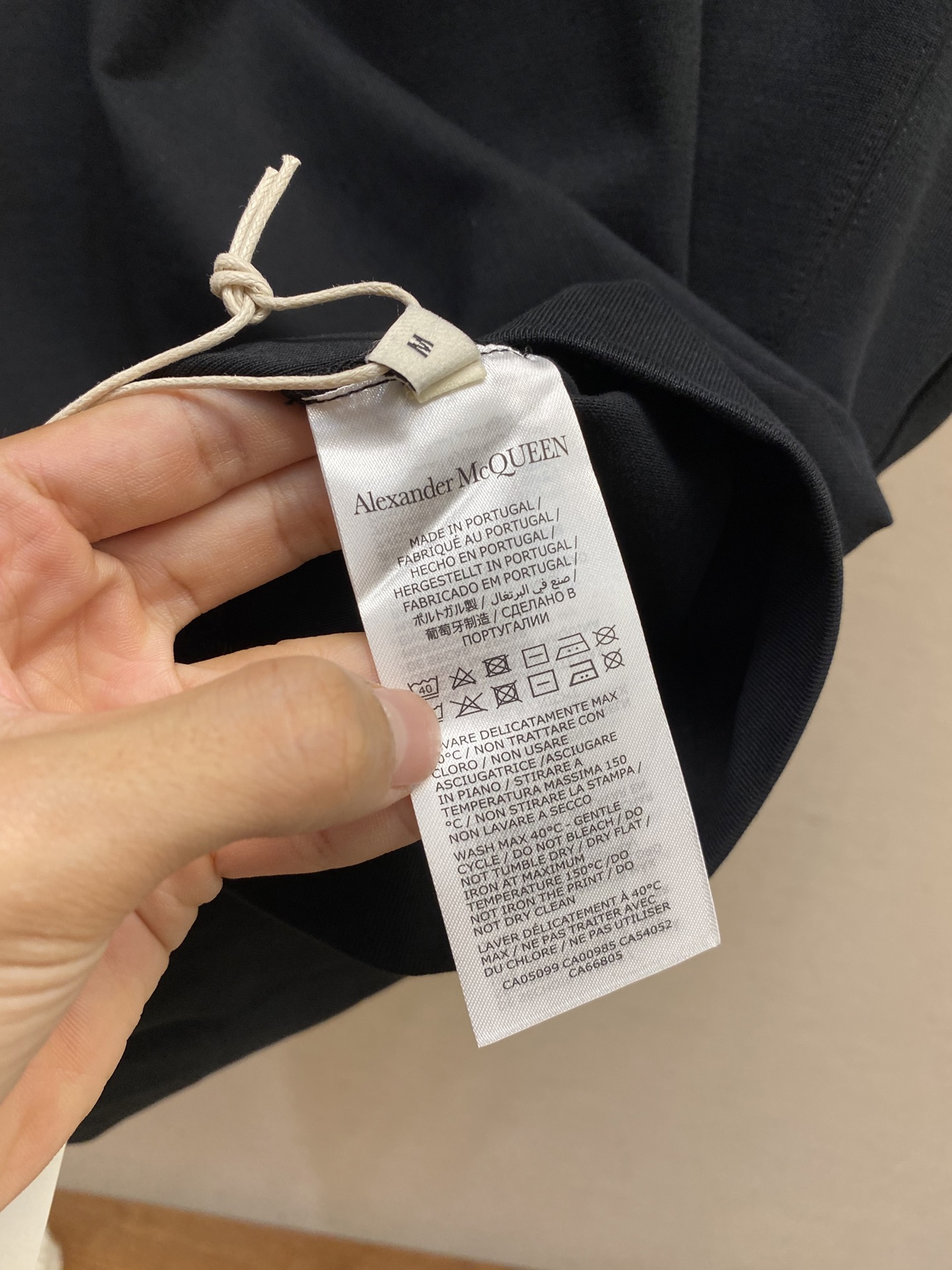 Alexander McQueen Cotton Vest with Hardware and Skull Embroidery for Summer Fashion - 图片 7