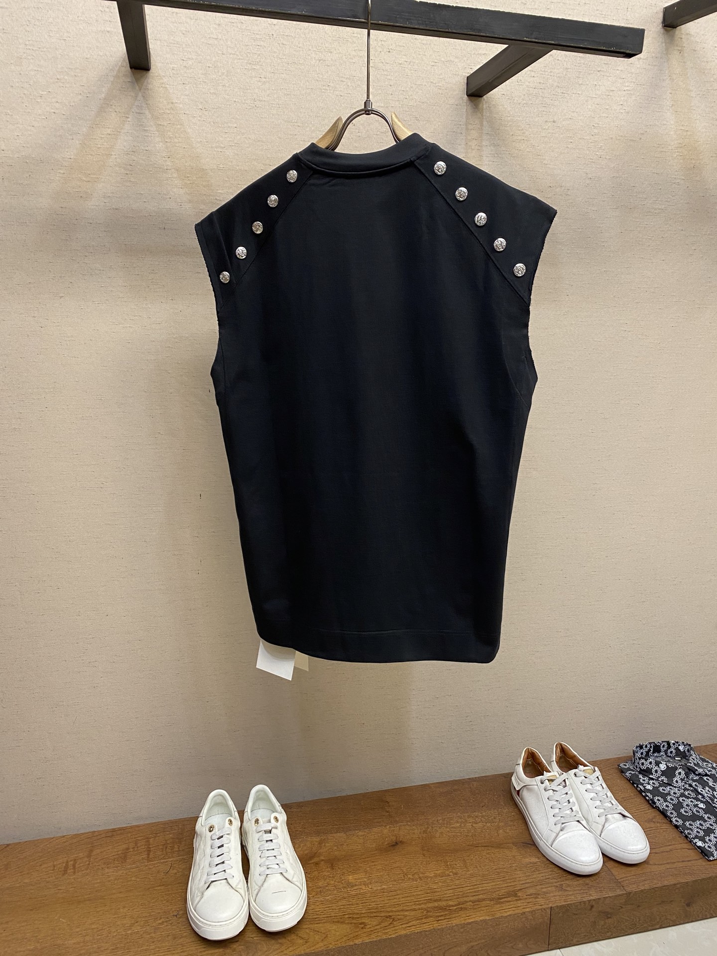 Alexander McQueen Cotton Vest with Hardware and Skull Embroidery for Summer Fashion - 图片 2