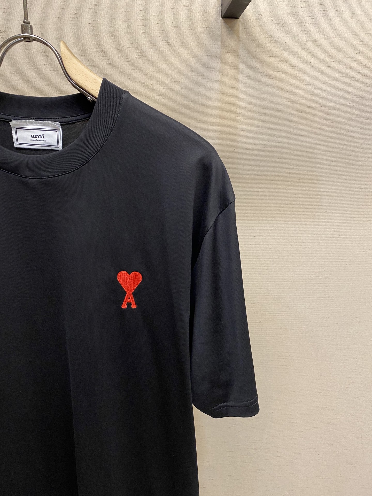 Luxury Pure Cotton T-shirts with Short Sleeves for Casual Style Fashionistas - 图片 5