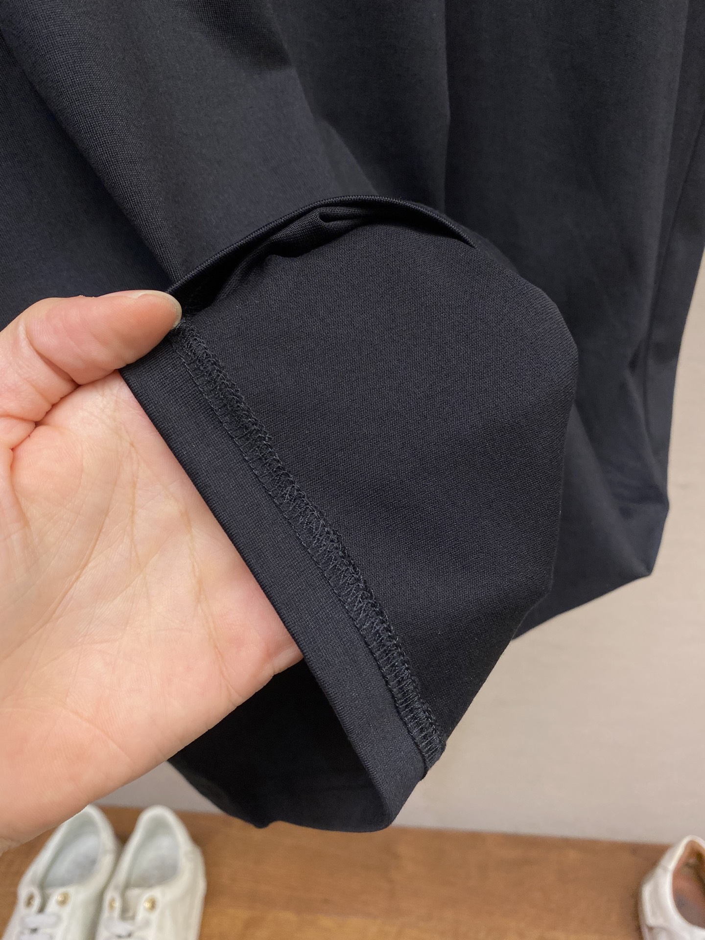 Luxury Pure Cotton T-shirts with Short Sleeves for Casual Style Fashionistas - 图片 7