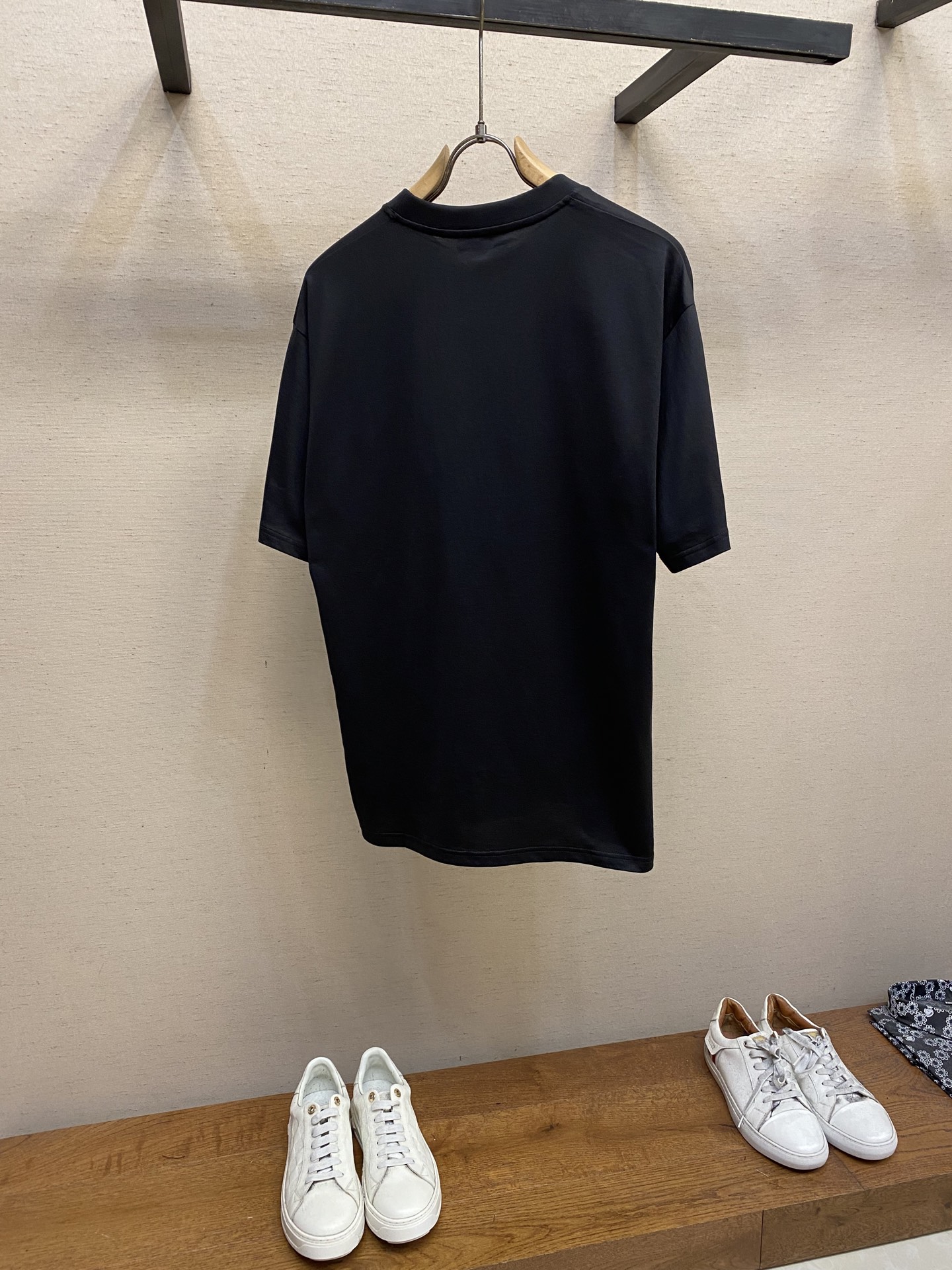 Luxury Pure Cotton T-shirts with Short Sleeves for Casual Style Fashionistas - 图片 2