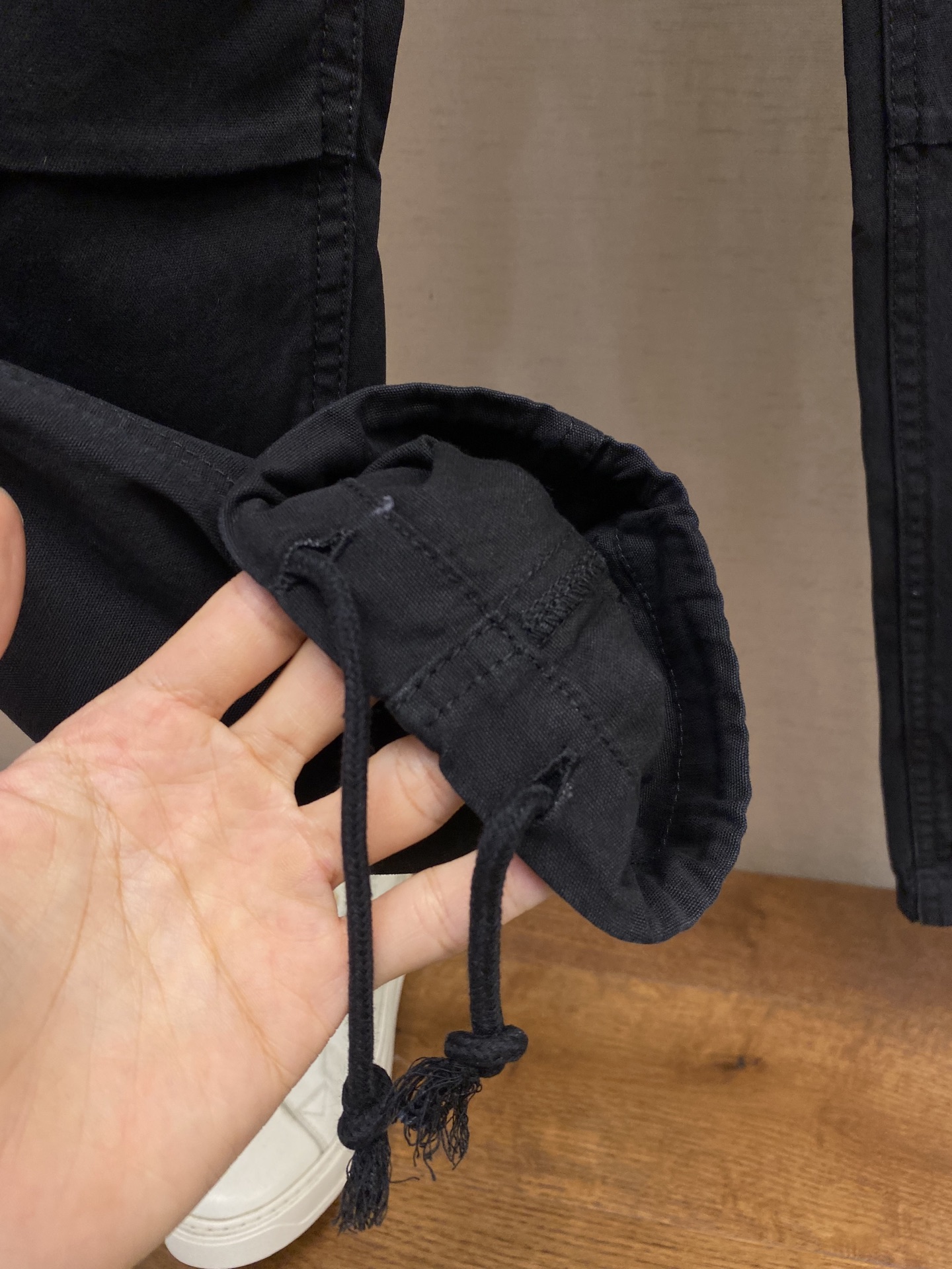 P572 Chelome Heart Men’s Crotch Pants: Fashionable, Comfortable, and Versatile - 图片 7