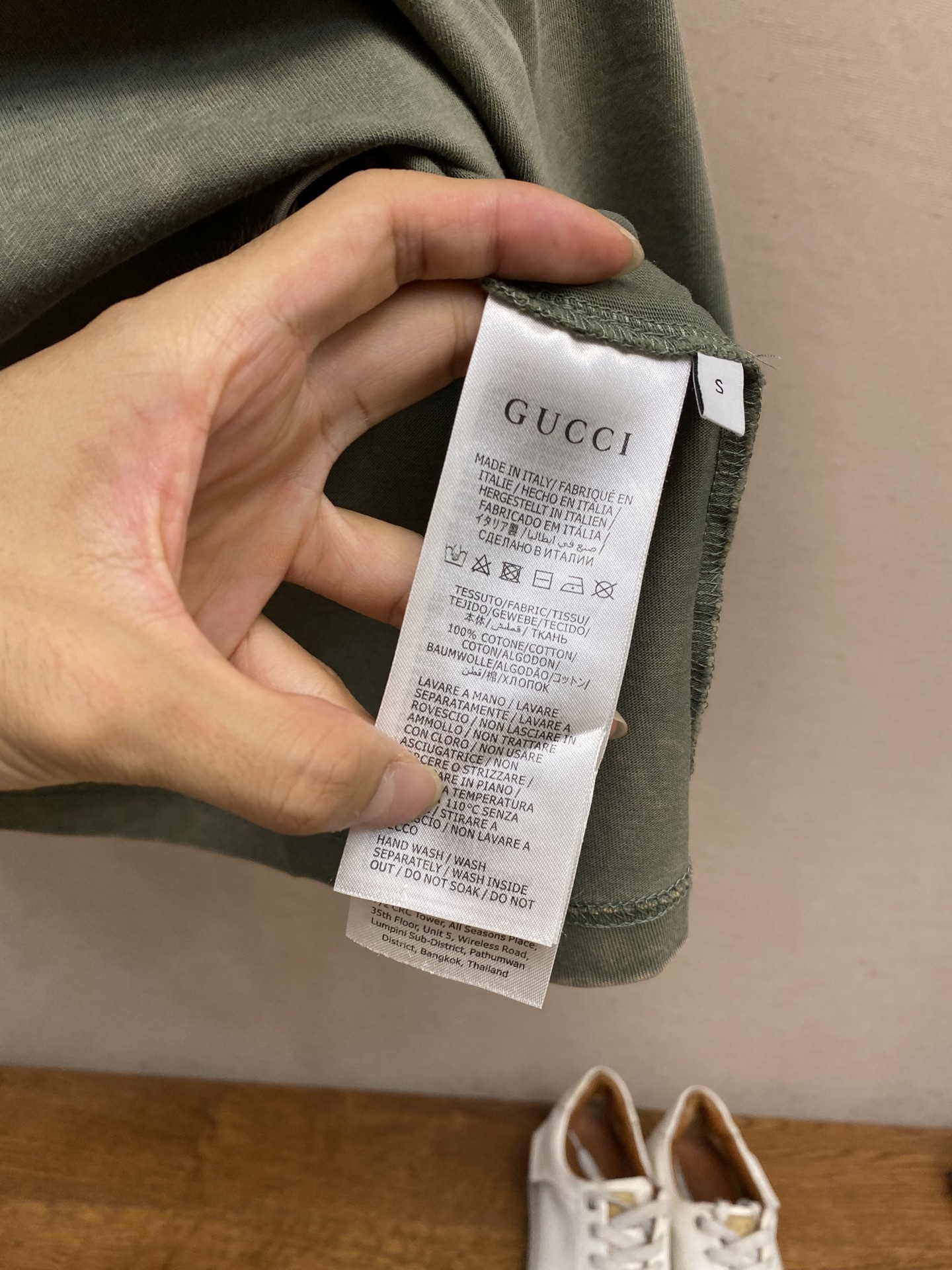 🌟🌟Gucci,GU 旧草绿印花圆领短袖
⚠️原,100购买;森林绿重磅成衣染针织棉、Gu标识印花、圆