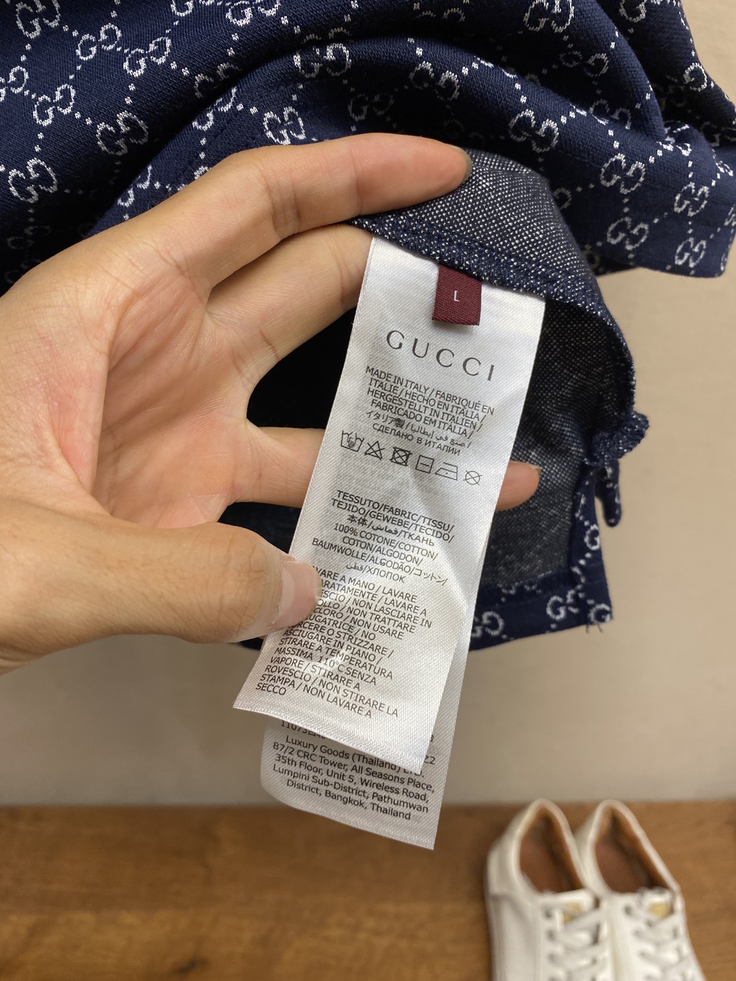 🌟🌟Gucci，POLO衫翻领上身百搭半袖高版本纯棉经典短袖
这款纯棉拼色 高克重纯棉场上是没有的，我们