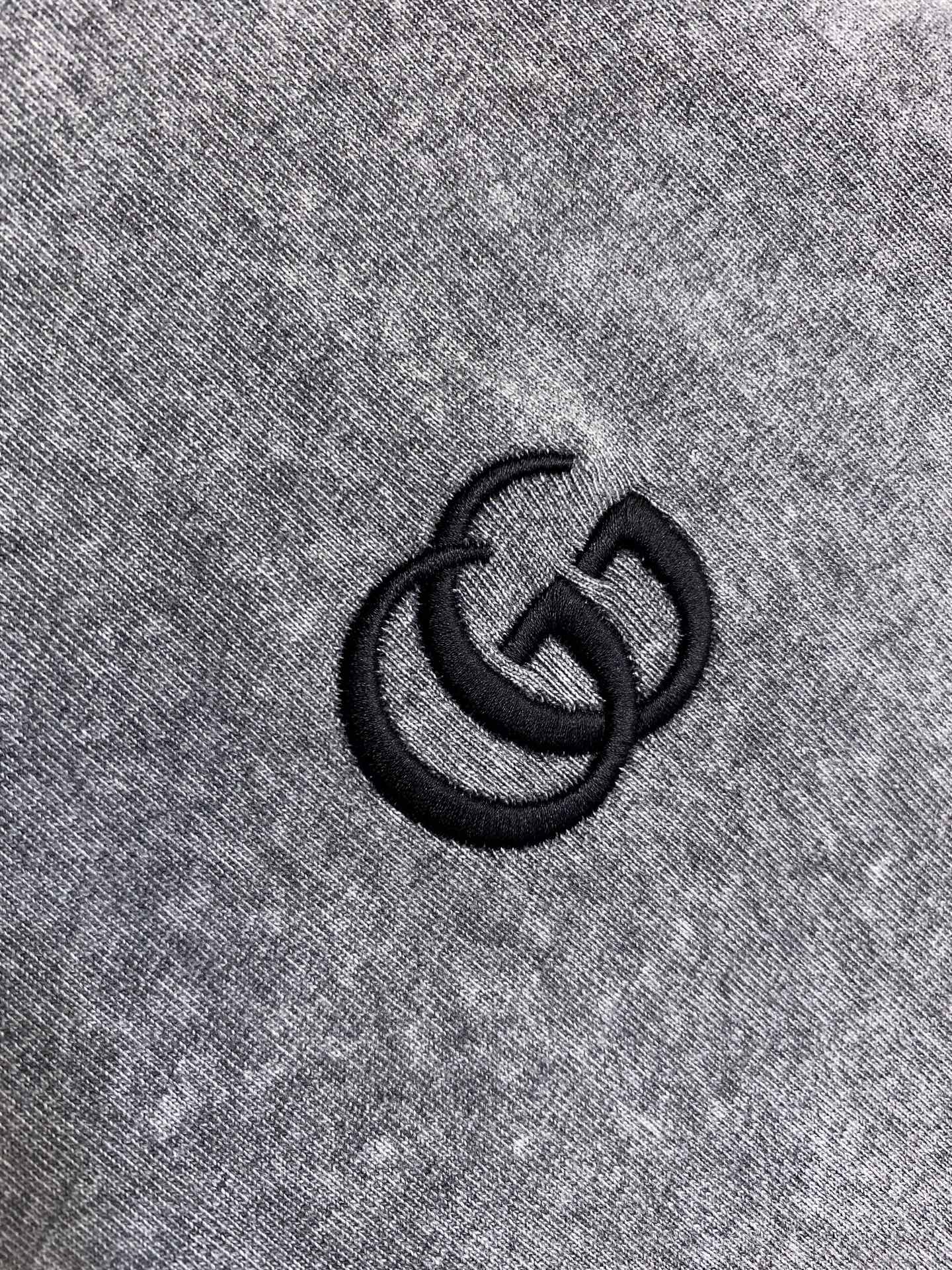 구찌 남성 반팔 132373 Gucci T Shirt 썸네일 이미지