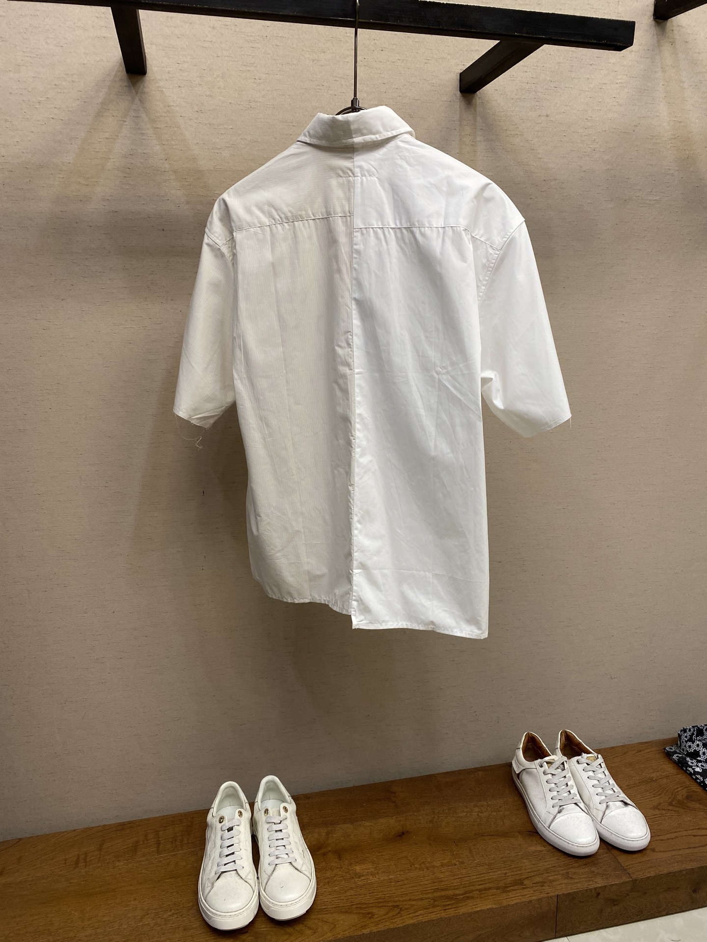 Maison Margiela Digital Print Color Shirt: Unique Handcrafted Design, Comfortable and Stylish, Available in Various Sizes - 图片 2
