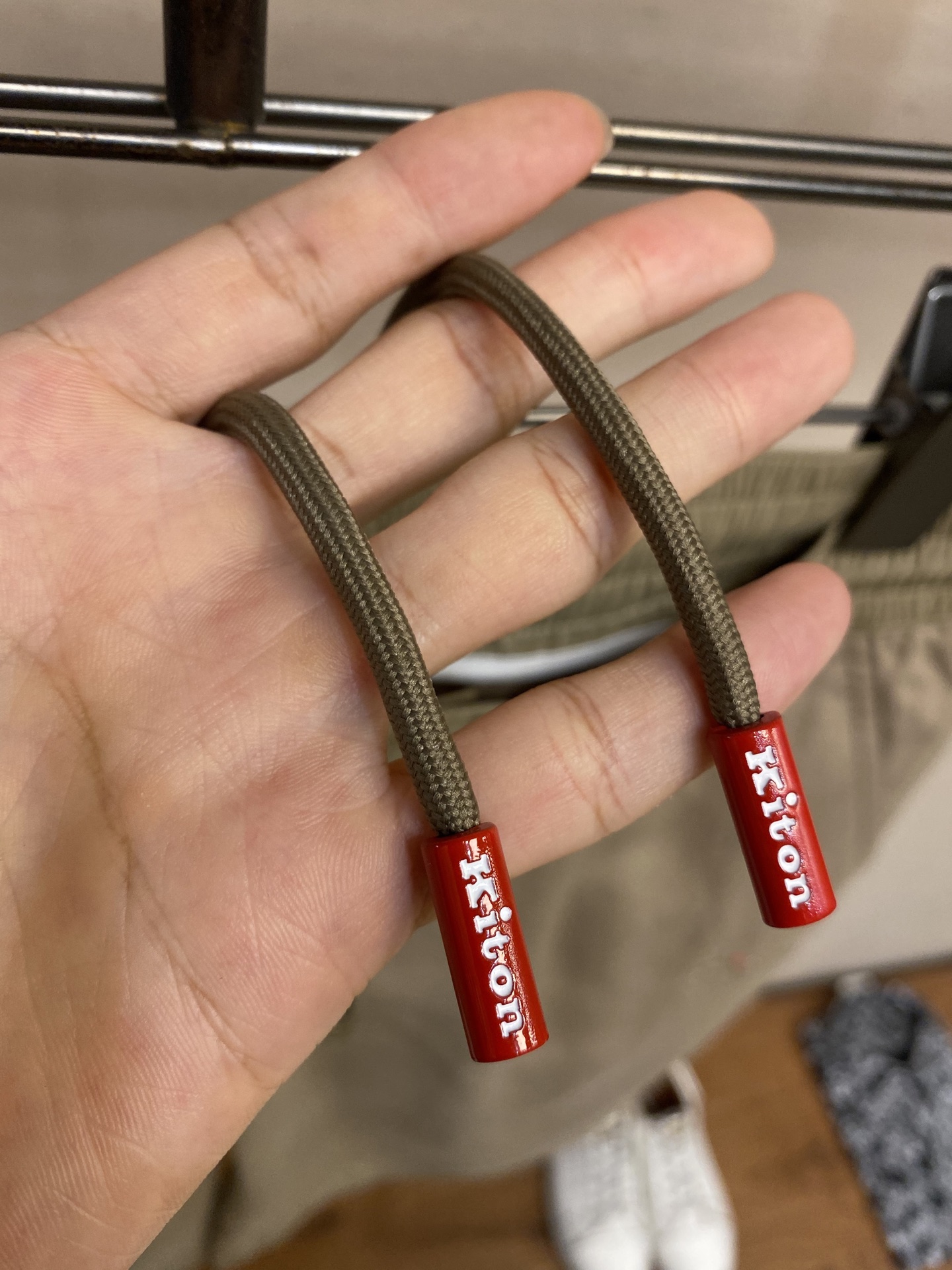 Kiton Men’s Knitted Silk-Linen Shorts: Premium Craftsmanship, Comfort, and Style - 图片 5