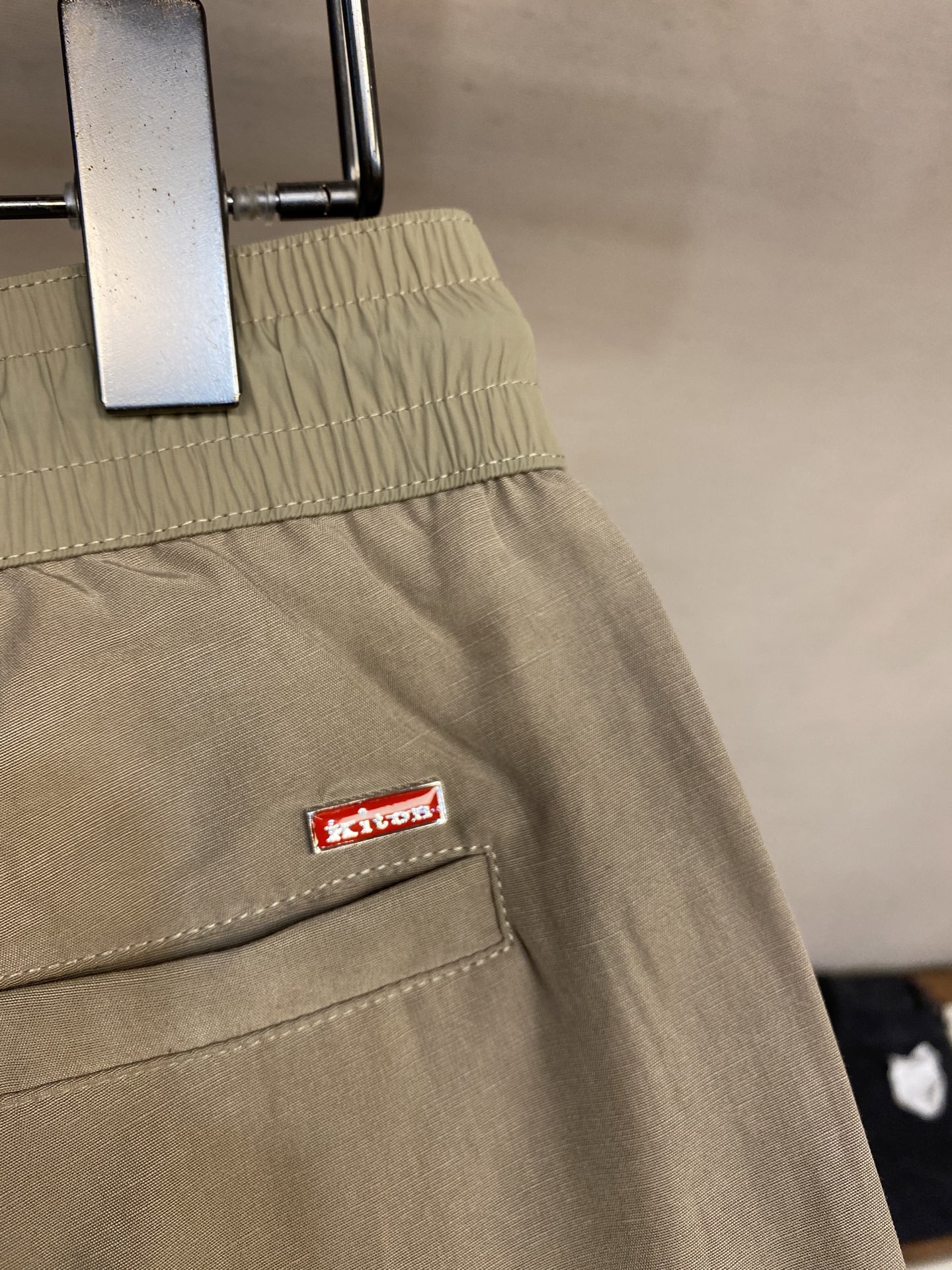 Kiton Men’s Knitted Silk-Linen Shorts: Premium Craftsmanship, Comfort, and Style - 图片 9