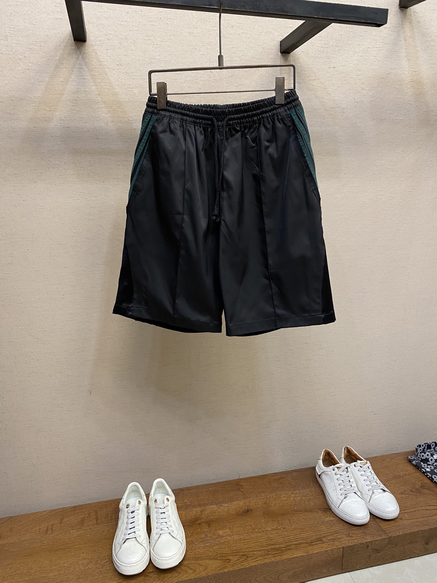 P572 Men’s Leisure Shorts: Fashionable & Functional for Sports and Leisure, Sizes S-XL