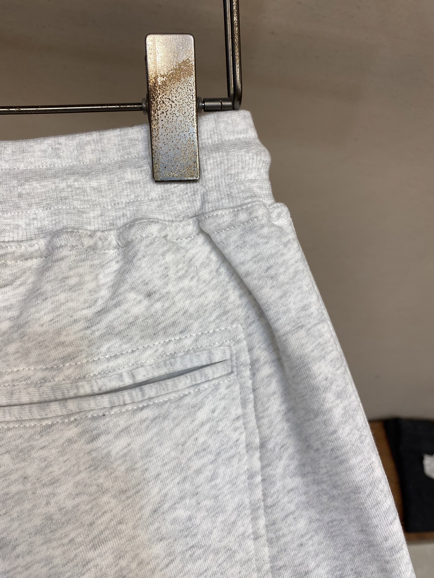 Latest Version Men’s Leisure Shorts: Fashionable and Functional for Exercise and Leisure. - 图片 6