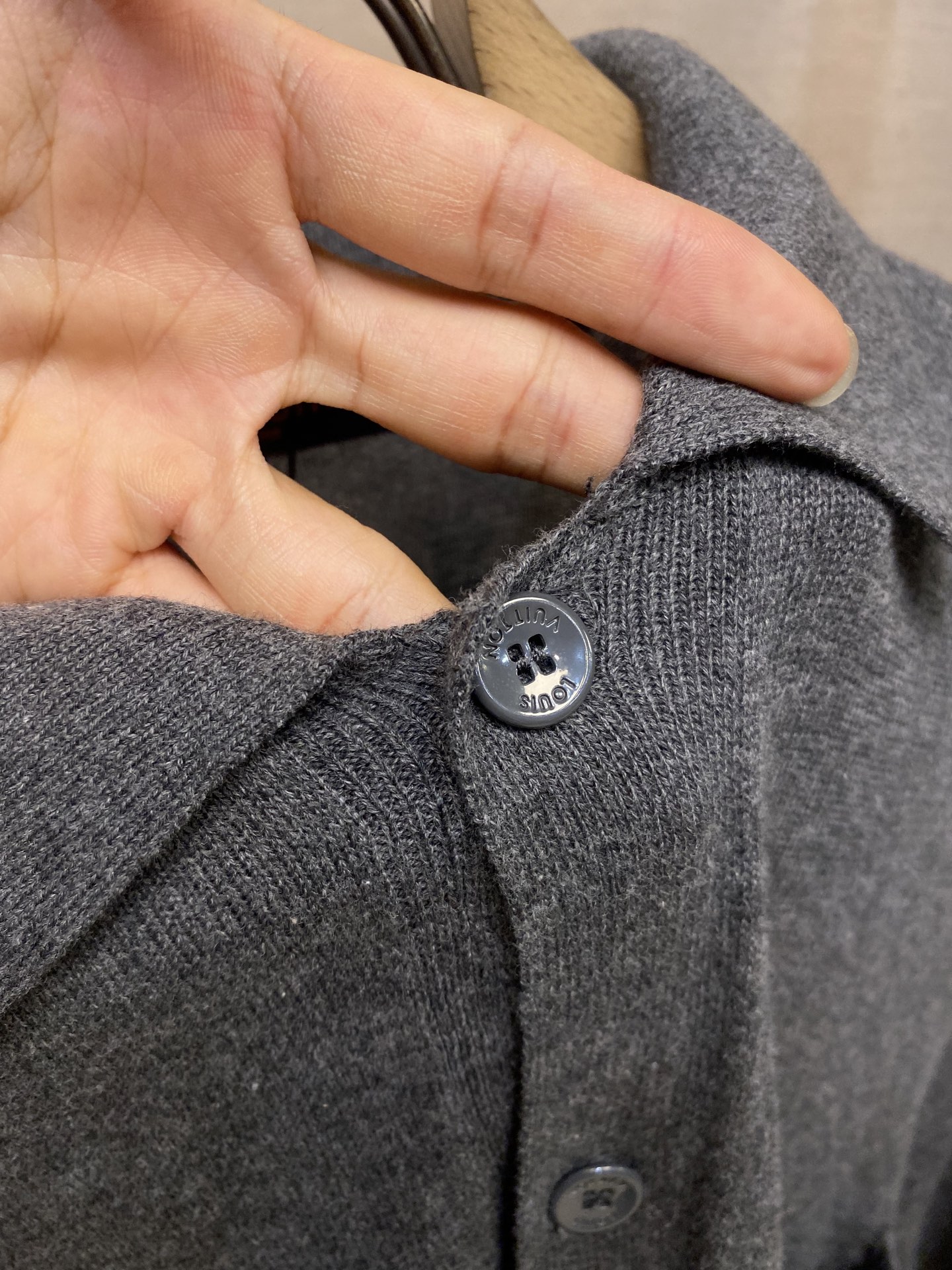 High-Quality P650 Long-Sleeved Knitting with Custom Logo and Trademark, Size S-XL - 图片 6