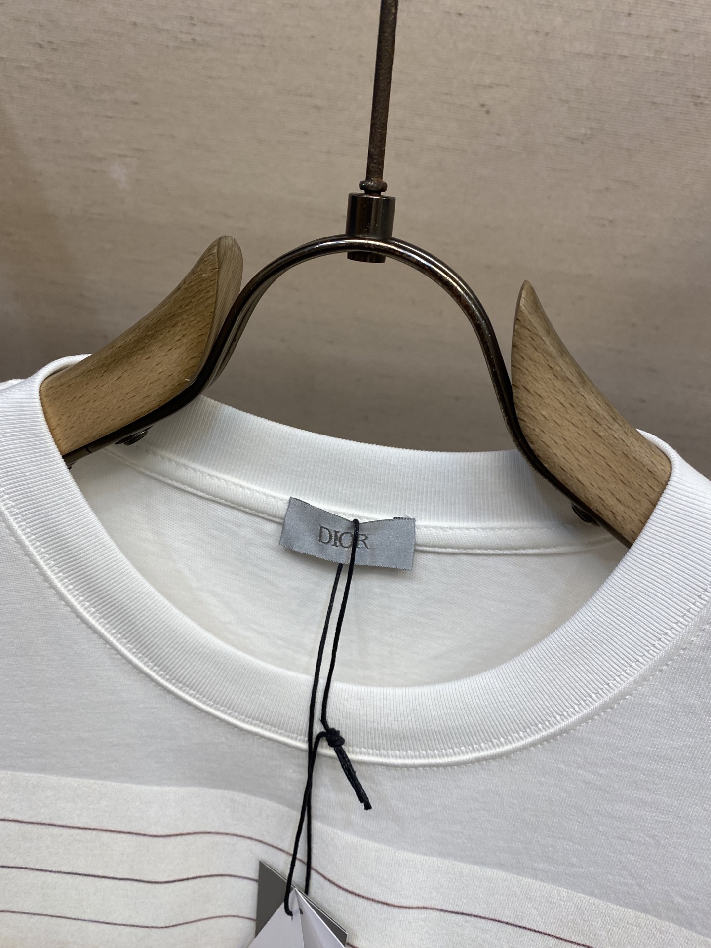 2025 Dior Men’s Autumn T-shirt with 1980s Aesthetic Style in Cotton-Lined Fabric - 图片 4