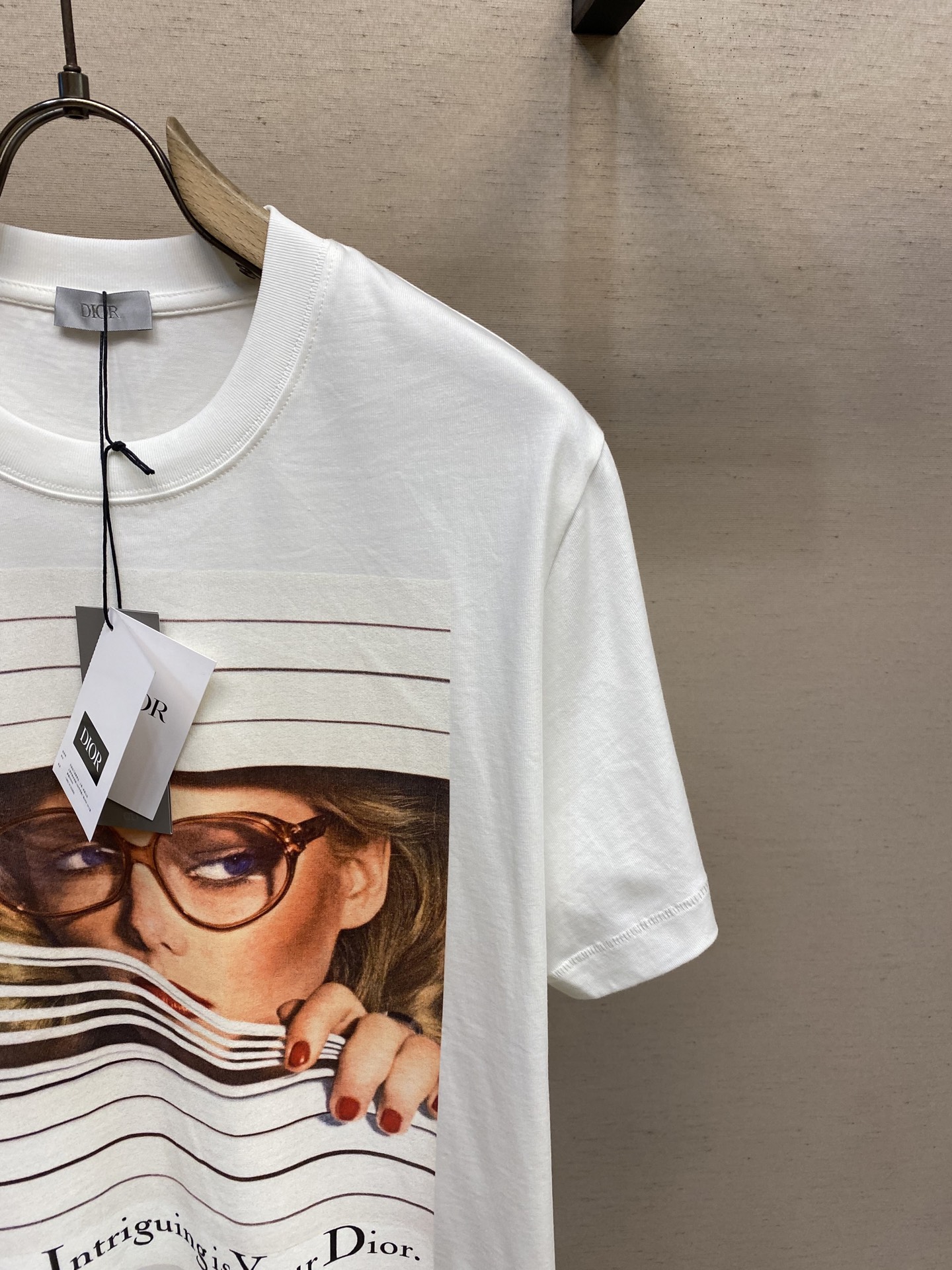2025 Dior Men’s Autumn T-shirt with 1980s Aesthetic Style in Cotton-Lined Fabric - 图片 5