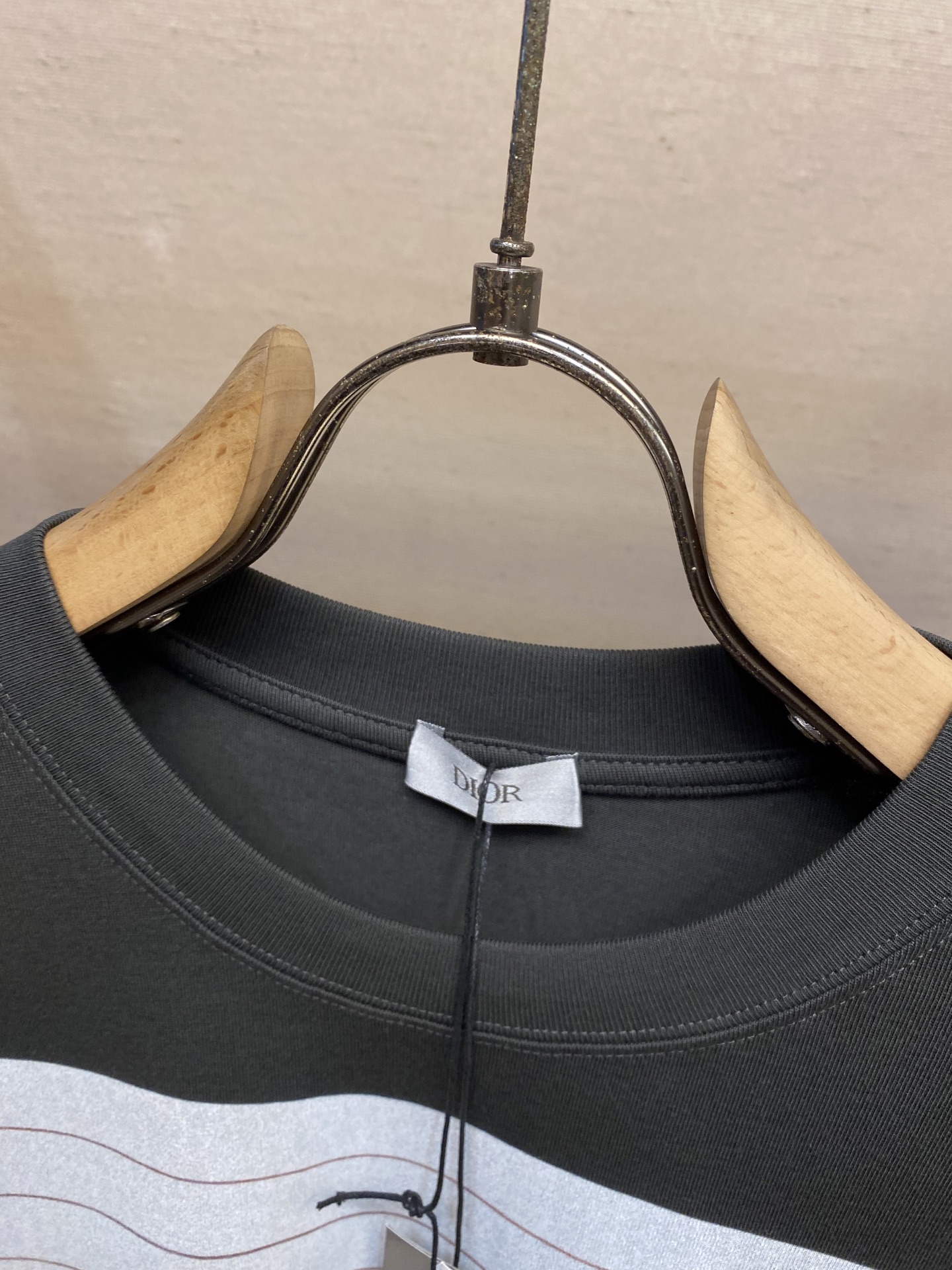 2025 Early Autumn Dior Héritage T-shirt: A Stylish 1980s-Inspired Men’s Tee - 图片 4