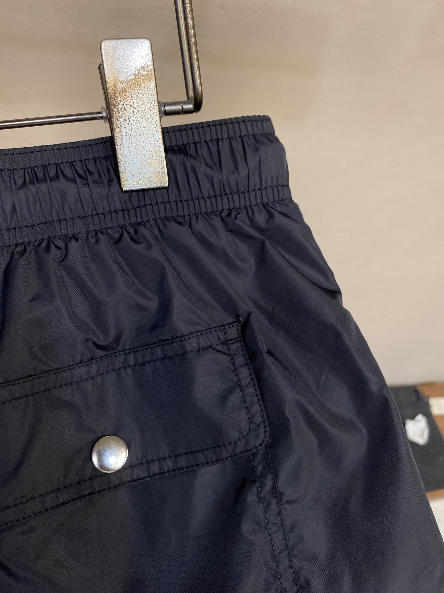 2025 Summer Beach Travel Essentials: Leisure Shorts with Classic Style and Color Variety - 图片 9