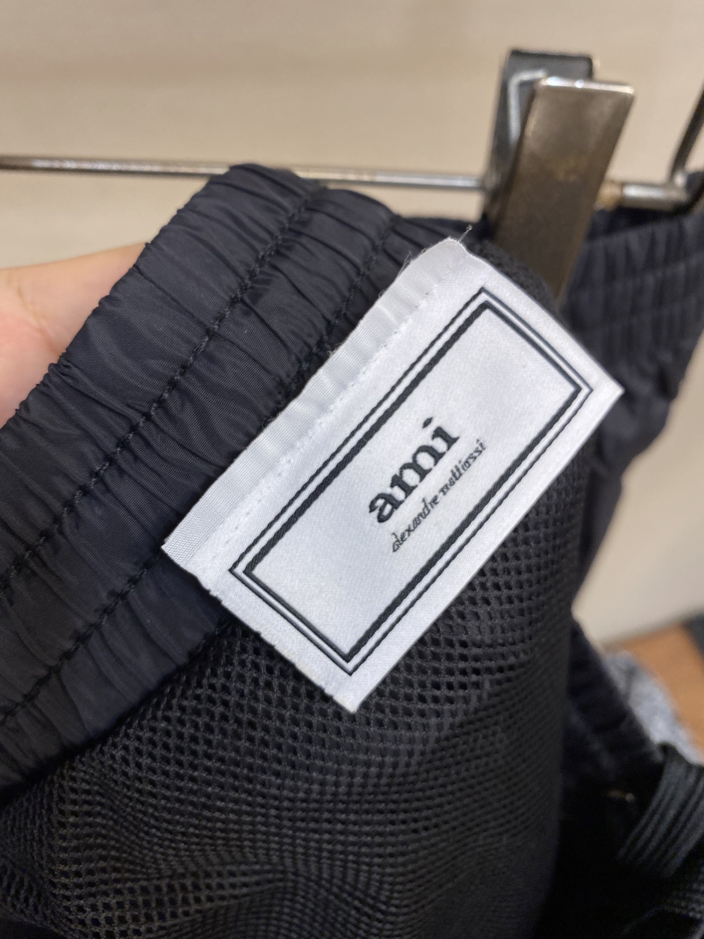 “Summer Beach Tour Shorts: Recreational, Classic Bangs, Polyester Fibres, Various Sizes Available” - 图片 4