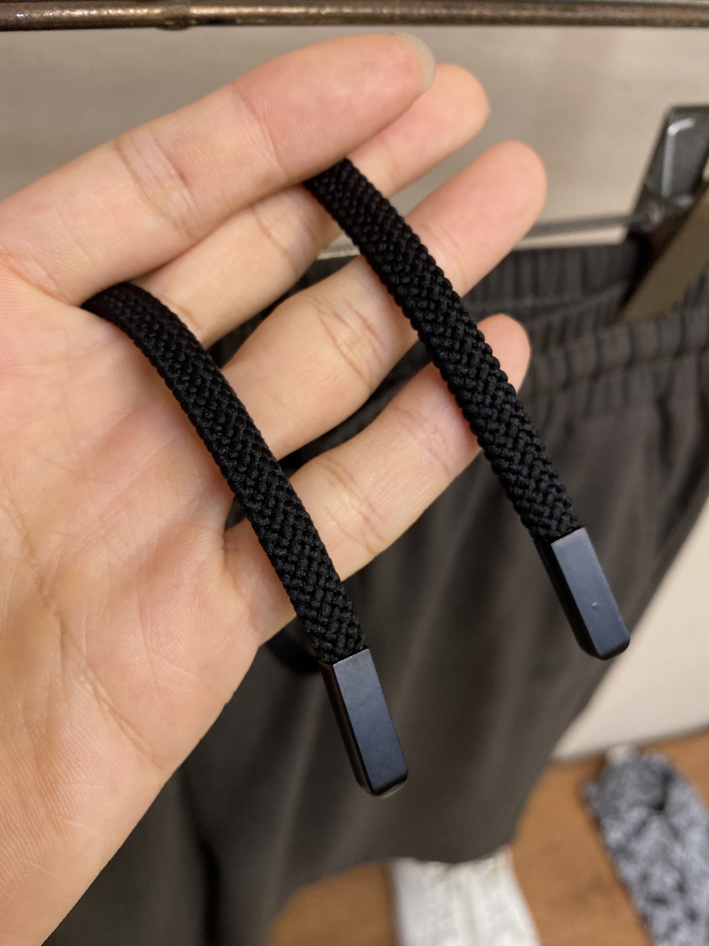 BV Tan Sterinous Thongs: Summer Closet Treasure with Asteroid-Inspired Design - 图片 4