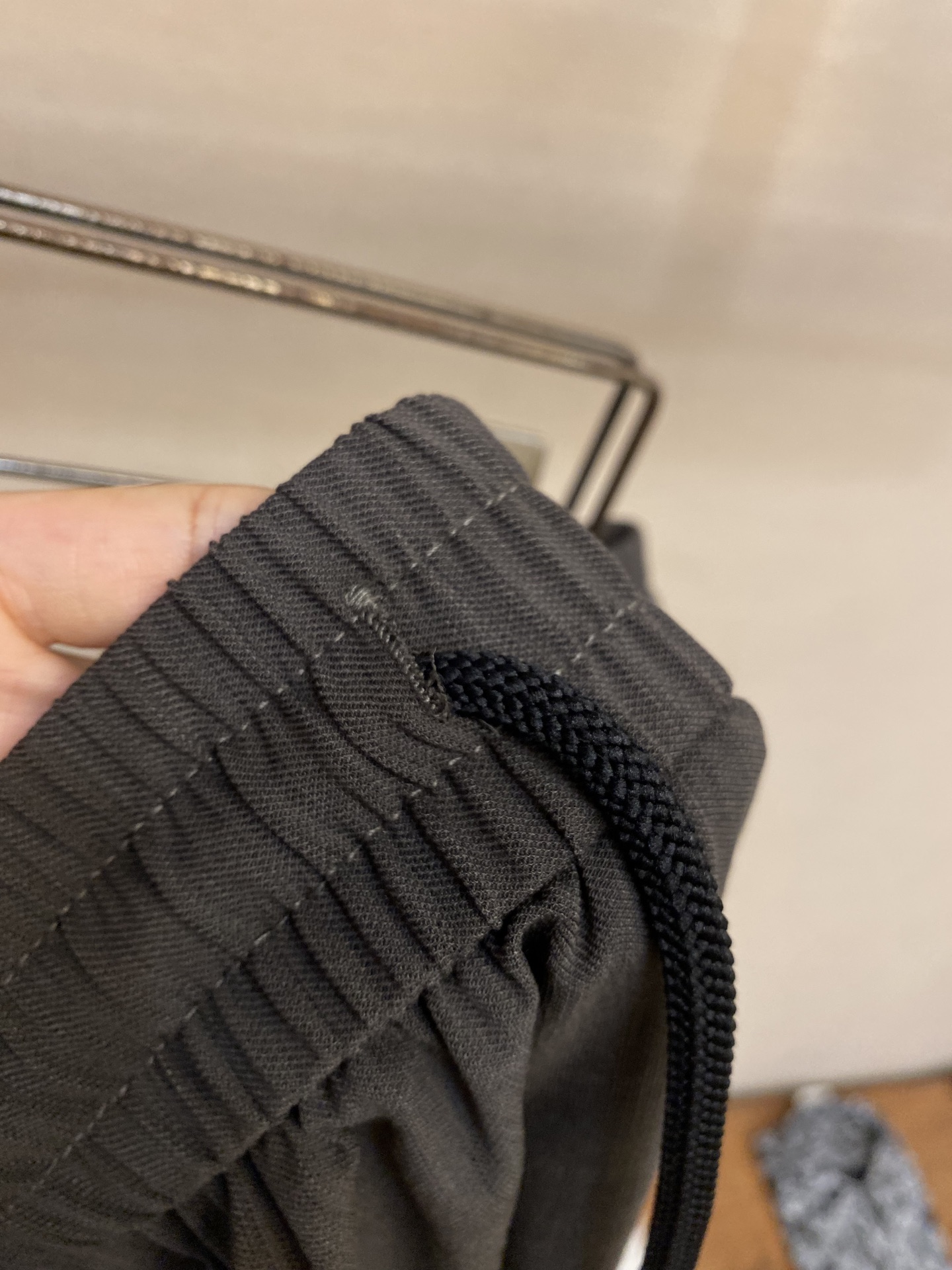 BV Tan Sterinous Thongs: Summer Closet Treasure with Asteroid-Inspired Design - 图片 3