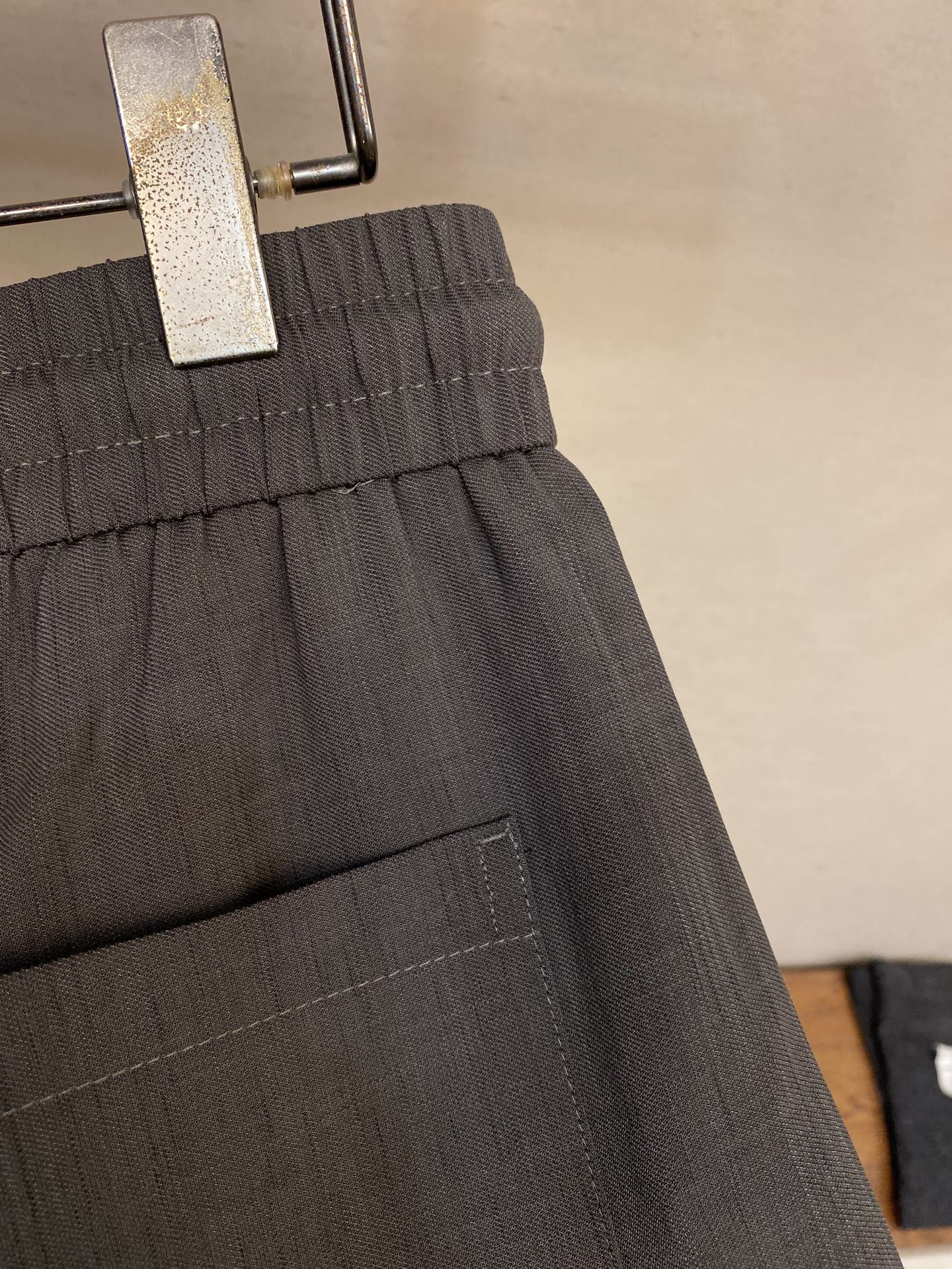 BV Tan Sterinous Thongs: Summer Closet Treasure with Asteroid-Inspired Design - 图片 9