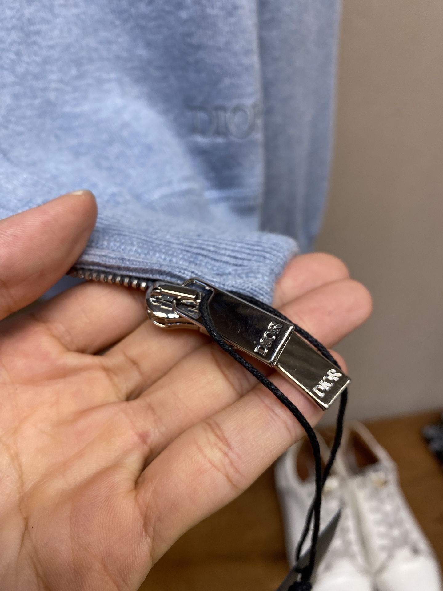 Dior Autumn/Winter New Clothes: Stylish Design, High Quality, Unisex Sports Fashion. - 图片 6