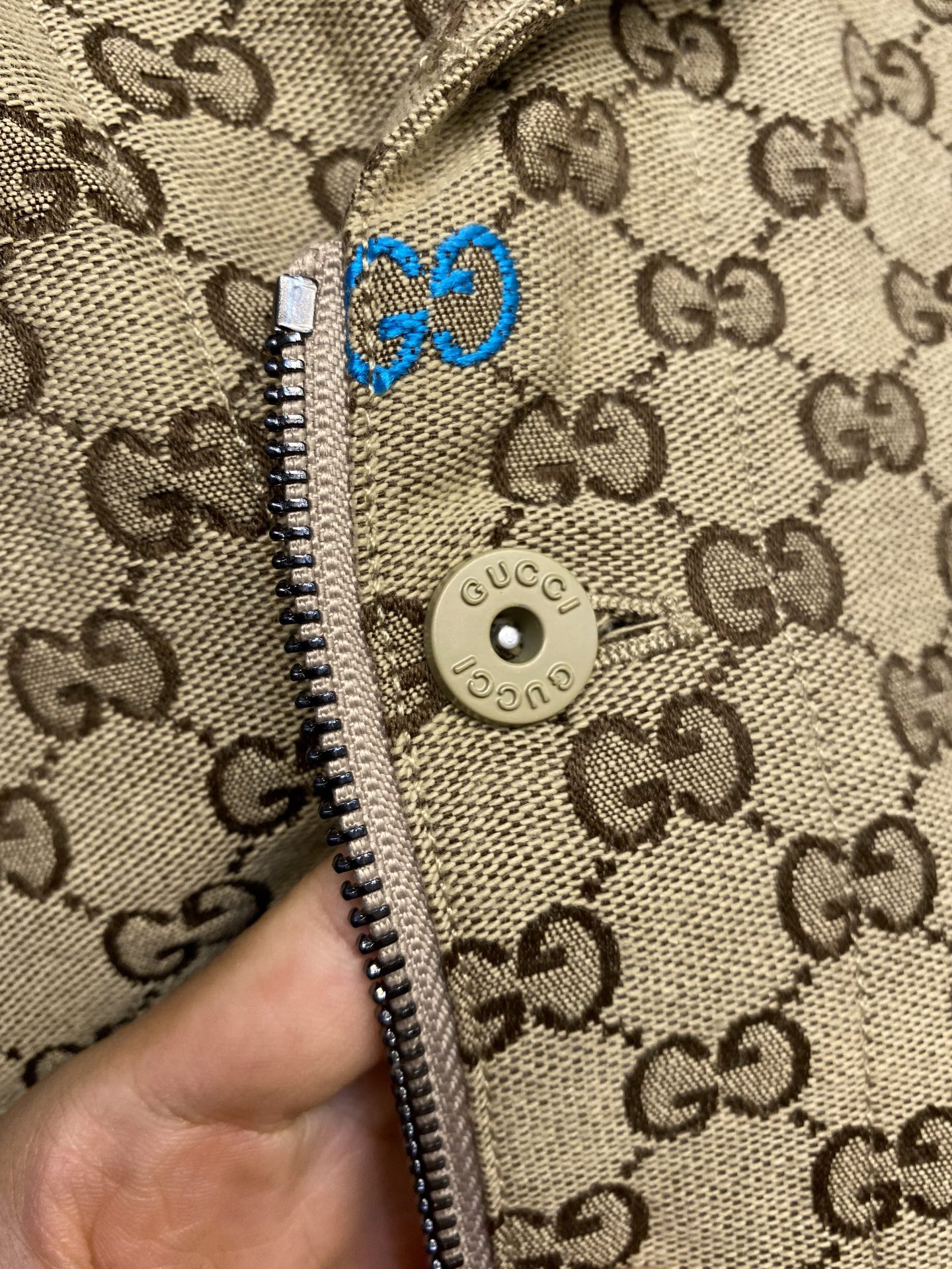 2025 Gucci Autumn Morning GG Canvas Jacket in Camel and Dark Brown - 图片 5