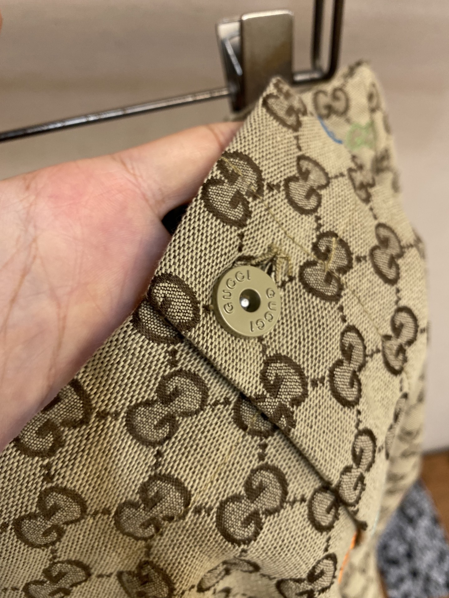 Gucci Camel and Dark Brown GG Canvas Shorts with GG Tweaks, Size S-XL - 图片 4