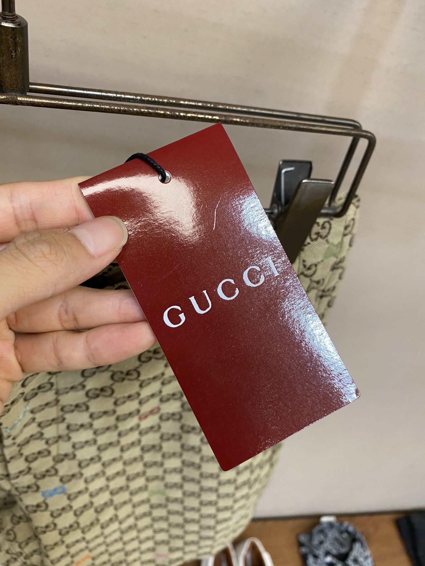 Gucci Camel and Dark Brown GG Canvas Shorts with GG Tweaks, Size S-XL - 图片 9
