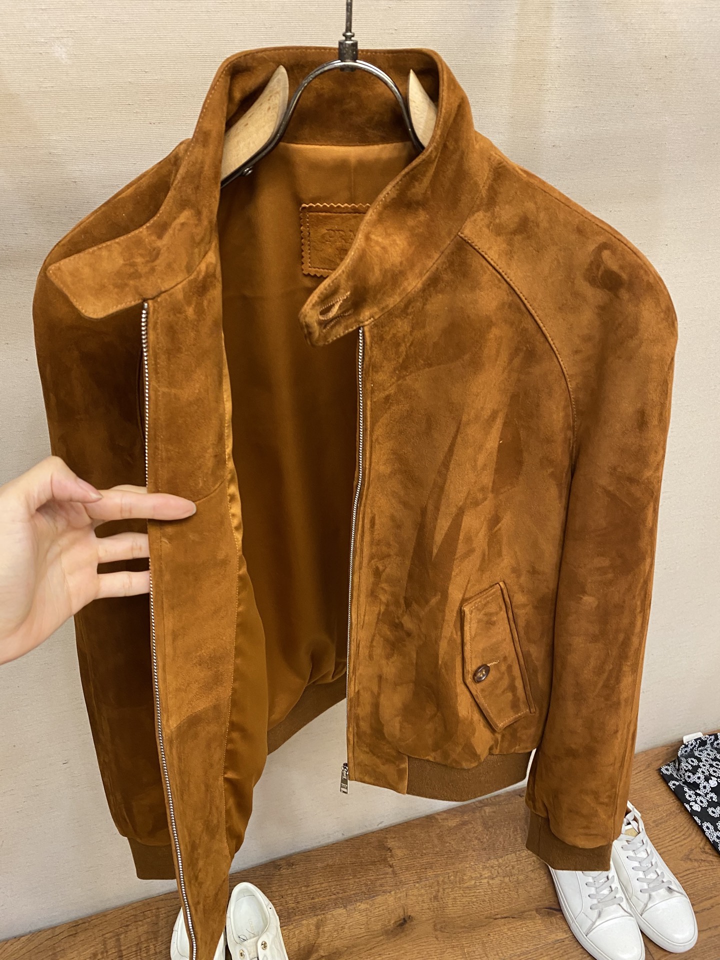 Prada Retro Twirl Jacket with Amber Horn Buttons, Size 48-56 - 图片 9