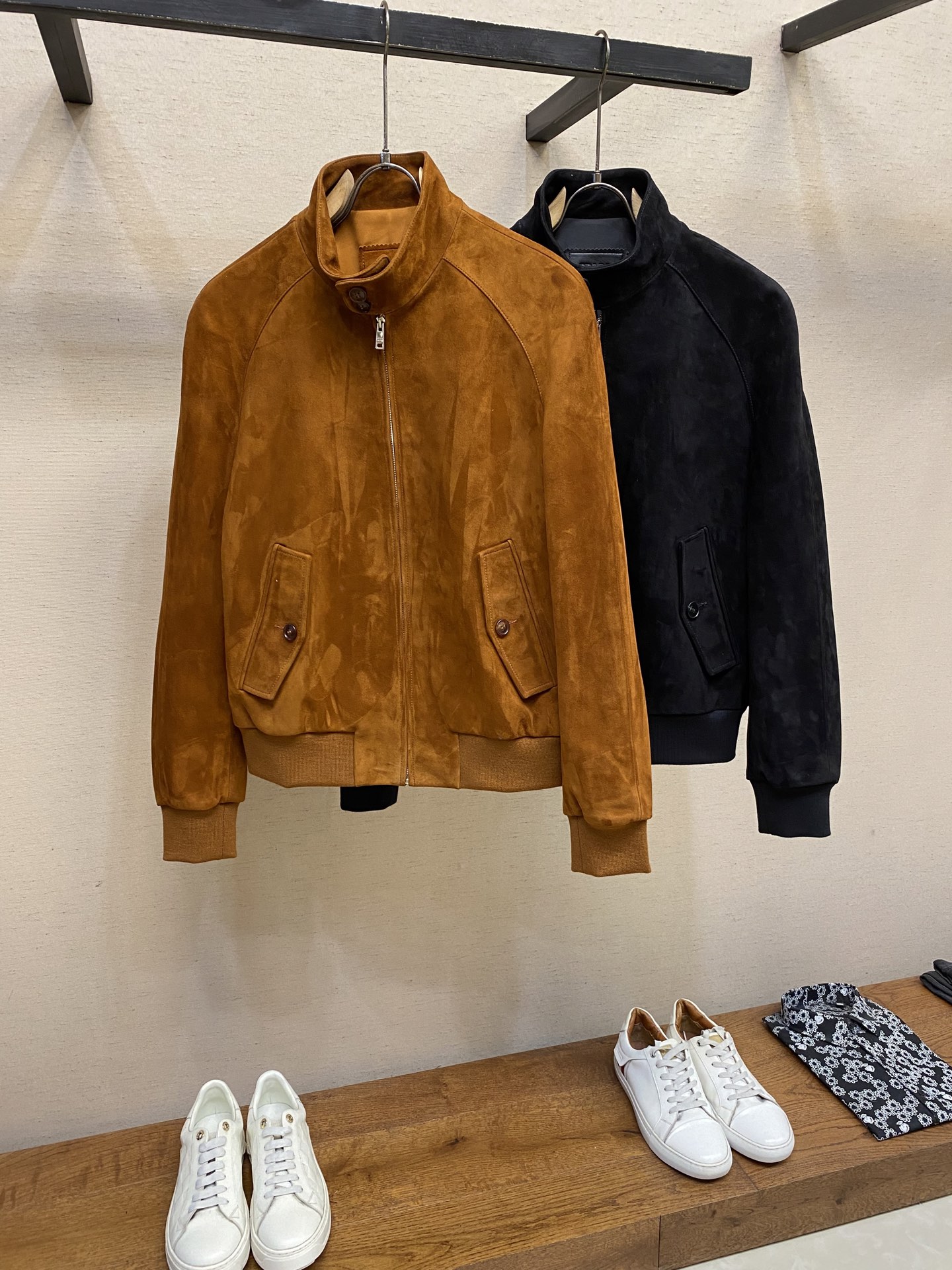 Prada Retro Twirl Jacket with Amber Horn Buttons, Size 48-56 - 图片 3