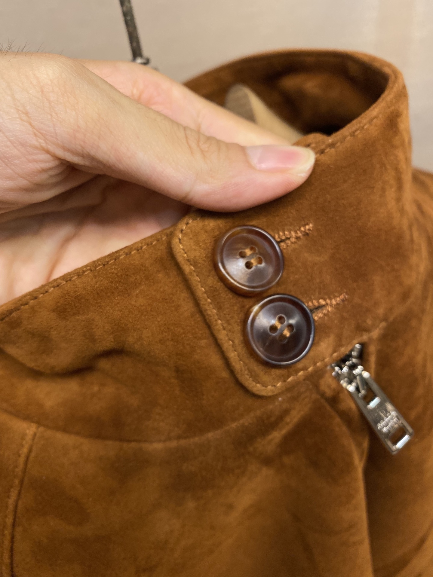 Prada Retro Twirl Jacket with Amber Horn Buttons, Size 48-56 - 图片 6