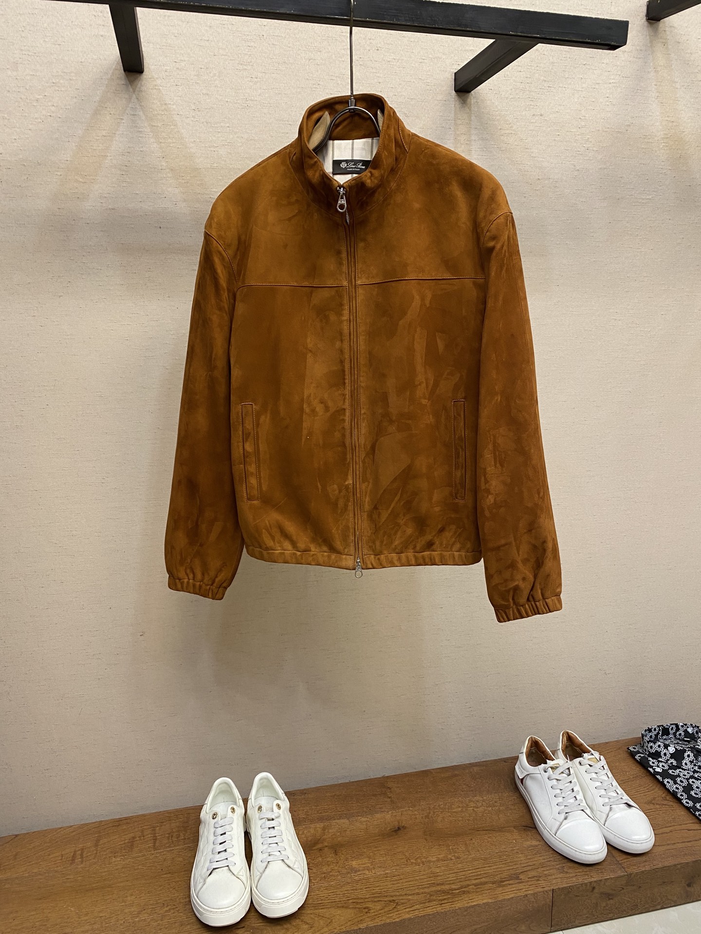 Luxurious Loro Piana Sheep Leather Jacket: Essence of Old Money Style