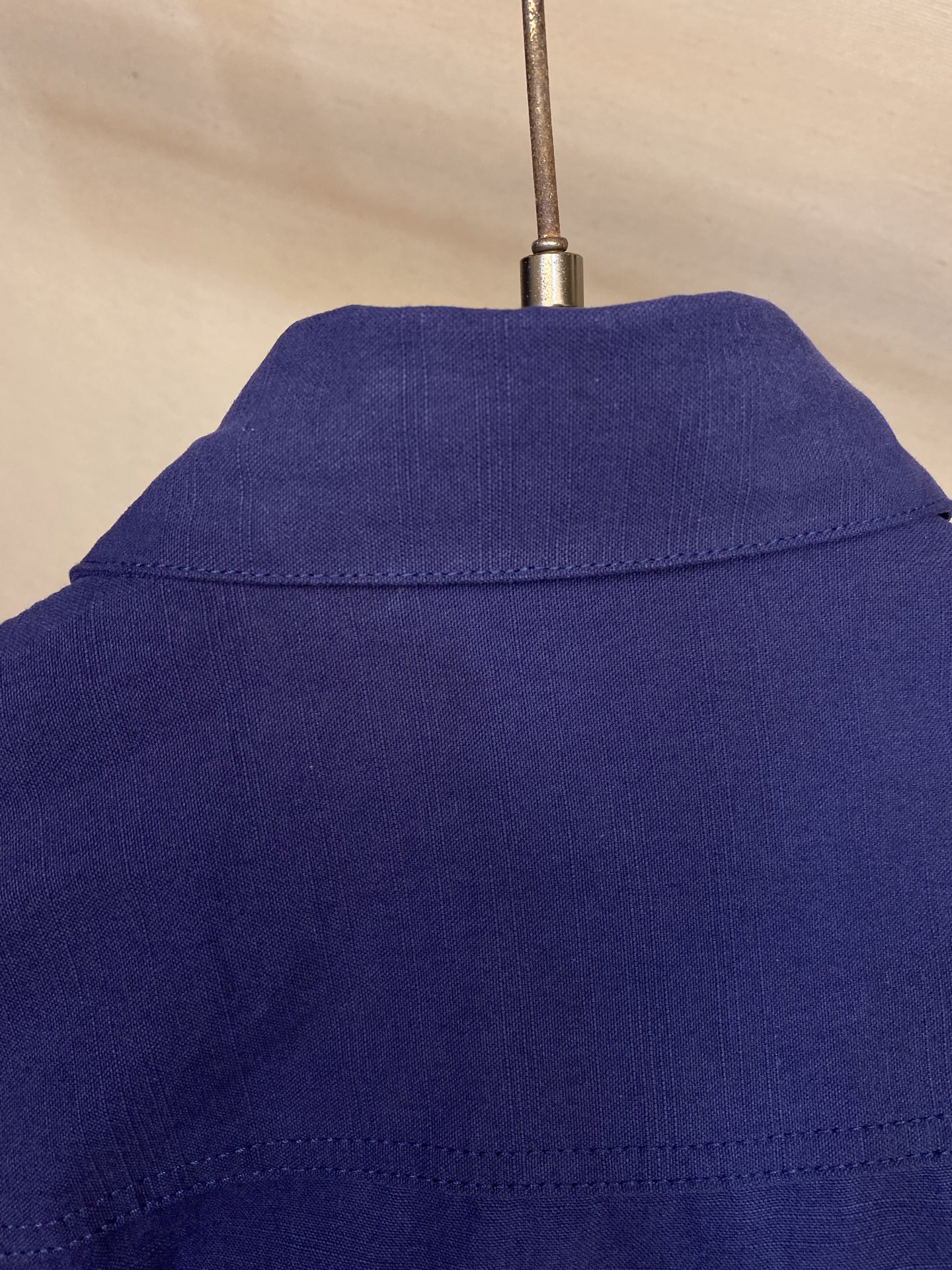 Luxury Dior Embroidered Cotton Shirt Review: Features, Design, and Fit for Summer Comfort - 图片 9