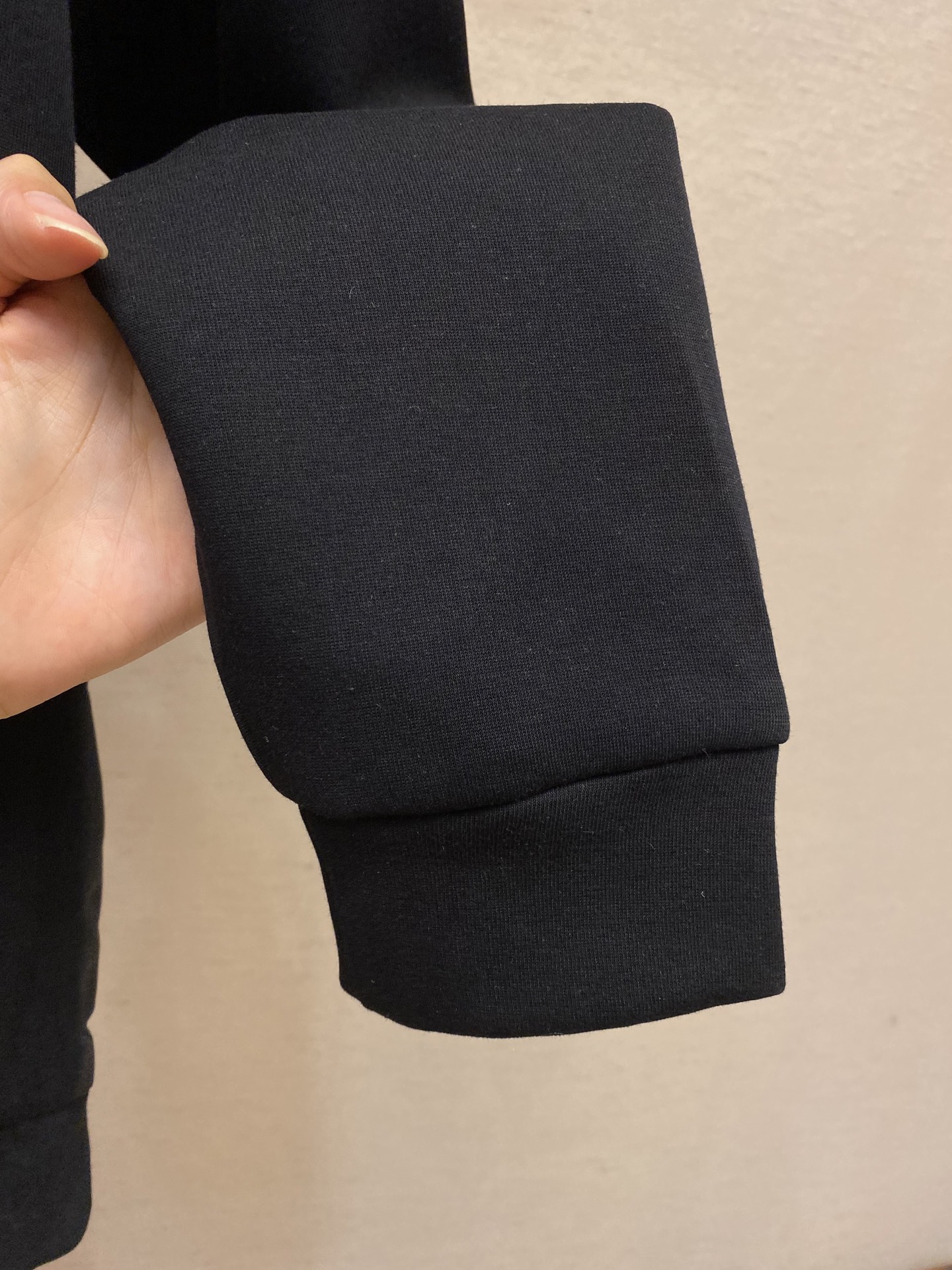 Prada Roman Latch Jacket: Nylon Fabric, Heating Effect, Fine Details, Sporty Elegance – Size S-XL - 图片 8