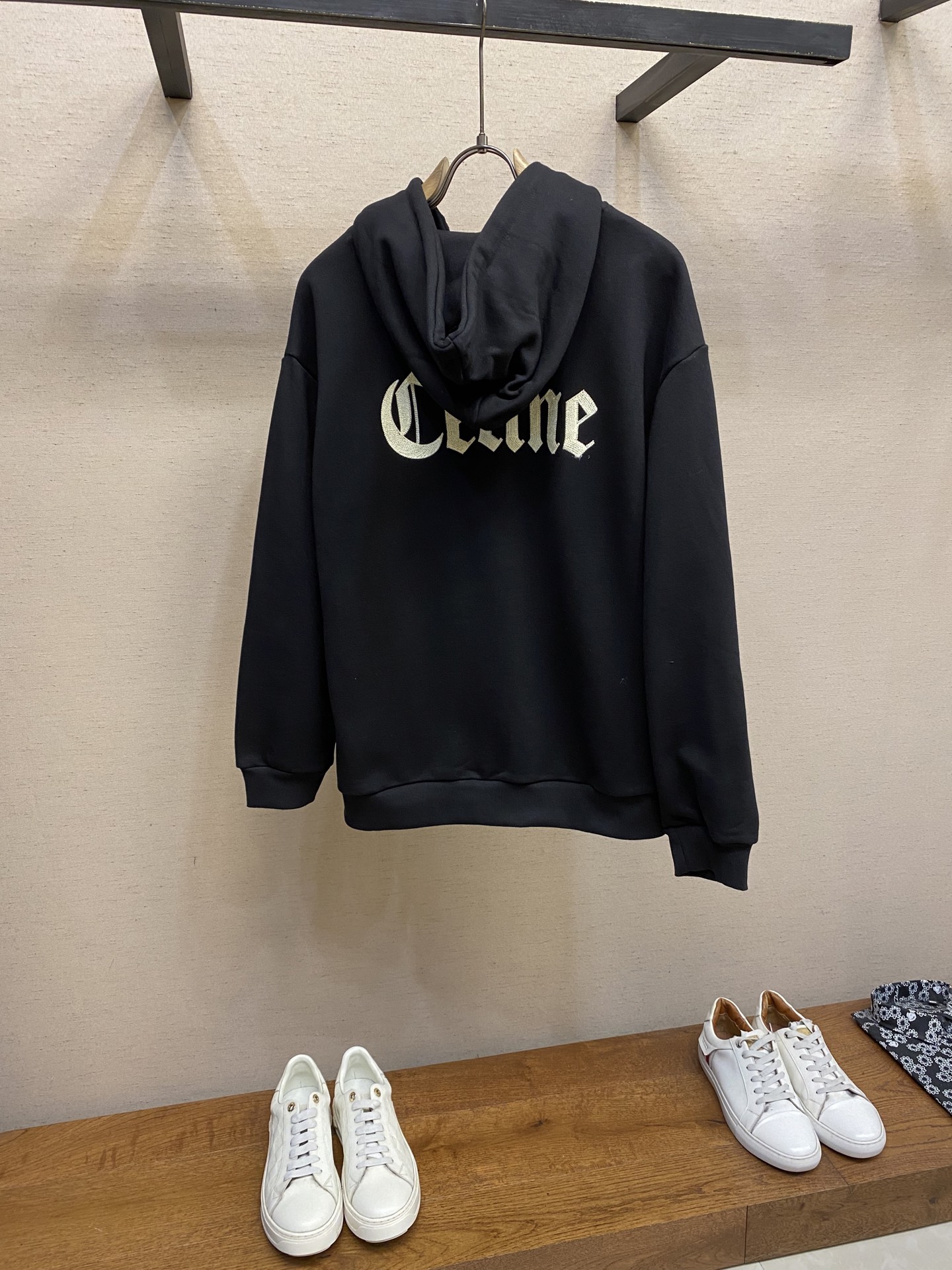 Luxury Celine Embroidered Hoodie Zipper Jacket with Premium Materials and Detailed Embroidery – Product Details and Features - 图片 2