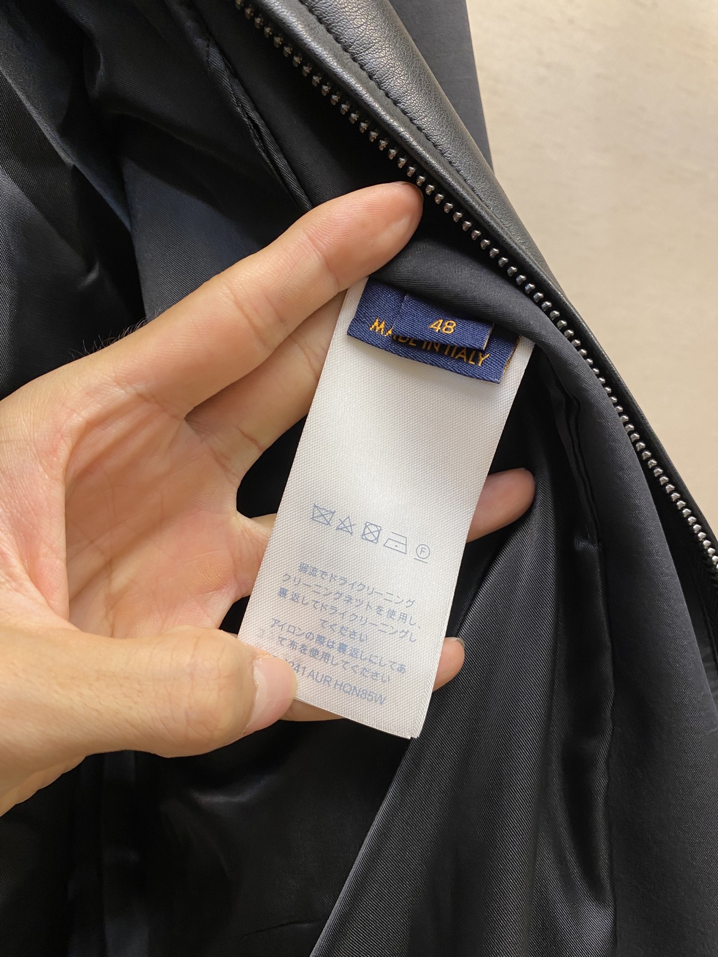 “Premium Jersey Jacket with Unique Design and High-Quality Materials, Size S-XL” - 图片 5