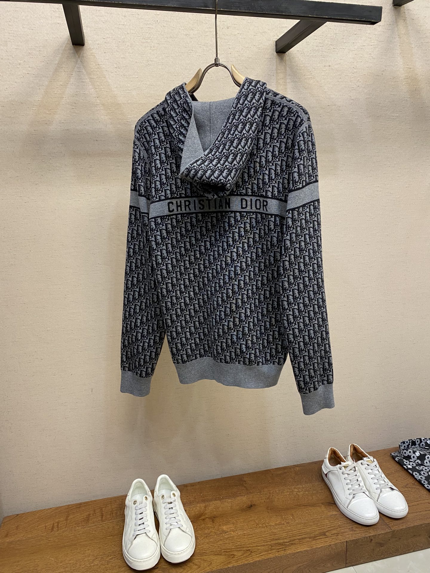 “Dior Double-Faced Autumn Winter Shirts: Two-Sided Design in Blue and Naval Blue for Boys and Girls” - 图片 3