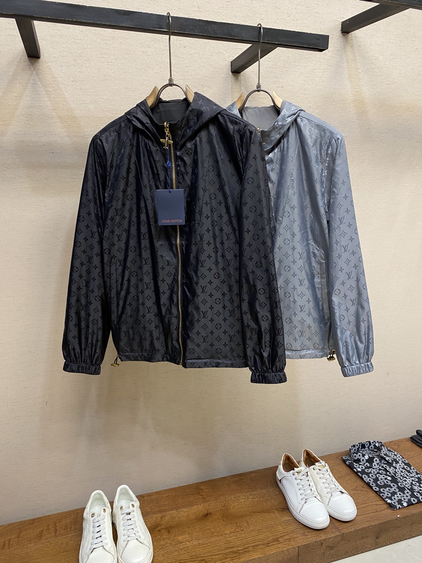“2025 Male Recreational Designer Double-Sided Jacket: Stylish and Comfortable Zip Design for All Ages” - 图片 3