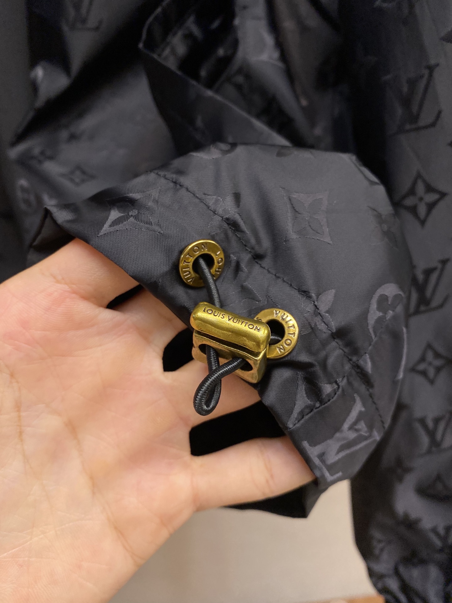 “2025 Male Recreational Designer Double-Sided Jacket: Fashionable, Custom-Made, Luxurious Zip Design” - 图片 9