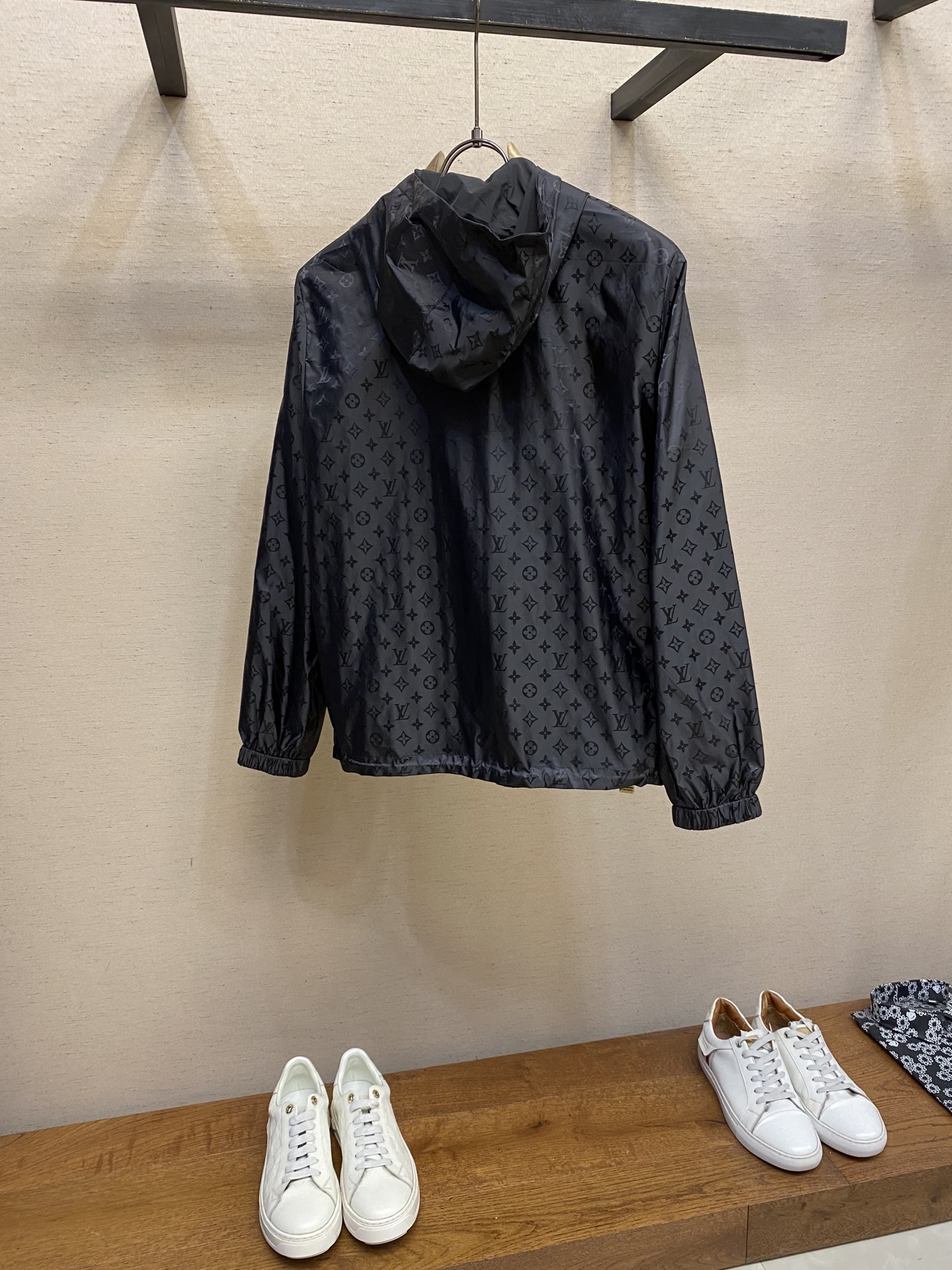 “2025 Male Recreational Designer Double-Sided Jacket: Fashionable, Custom-Made, Luxurious Zip Design” - 图片 4