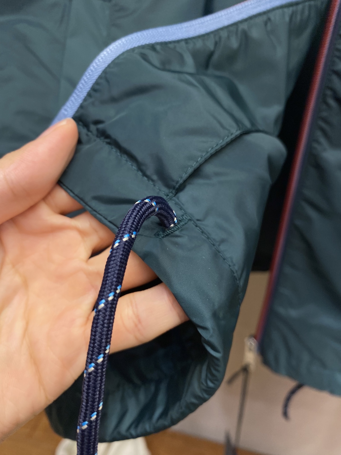 “Regenerative Nylon Jacket: Fabric Selection, Sewing Process, and Sizing Guide” - 图片 7