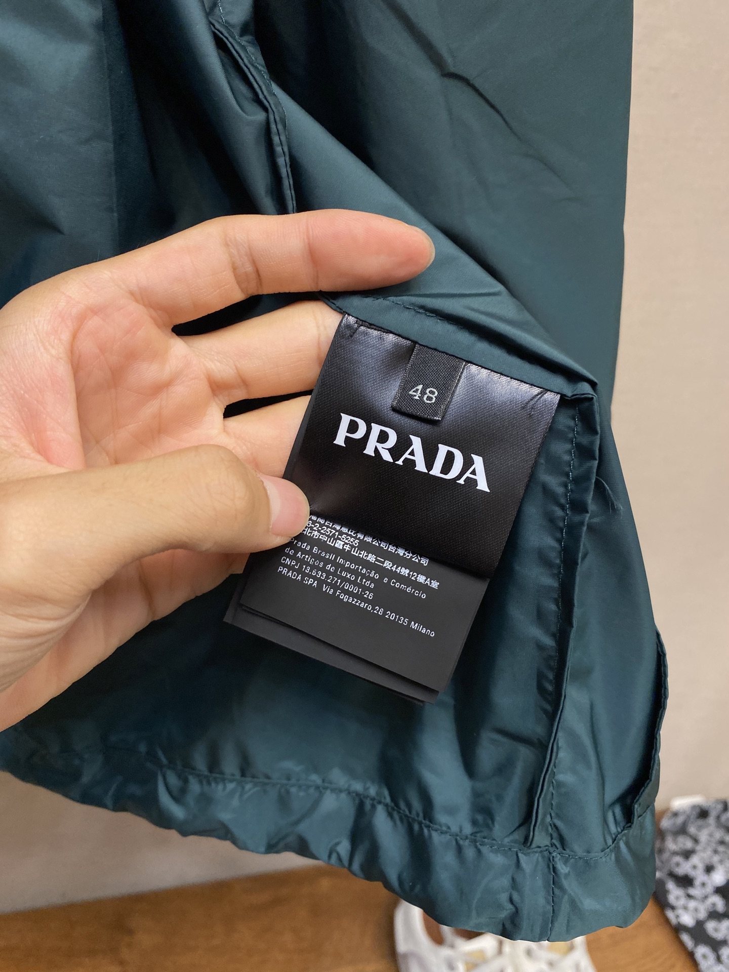 “Regenerative Nylon Jacket: Fabric Selection, Sewing Process, and Sizing Guide” - 图片 8