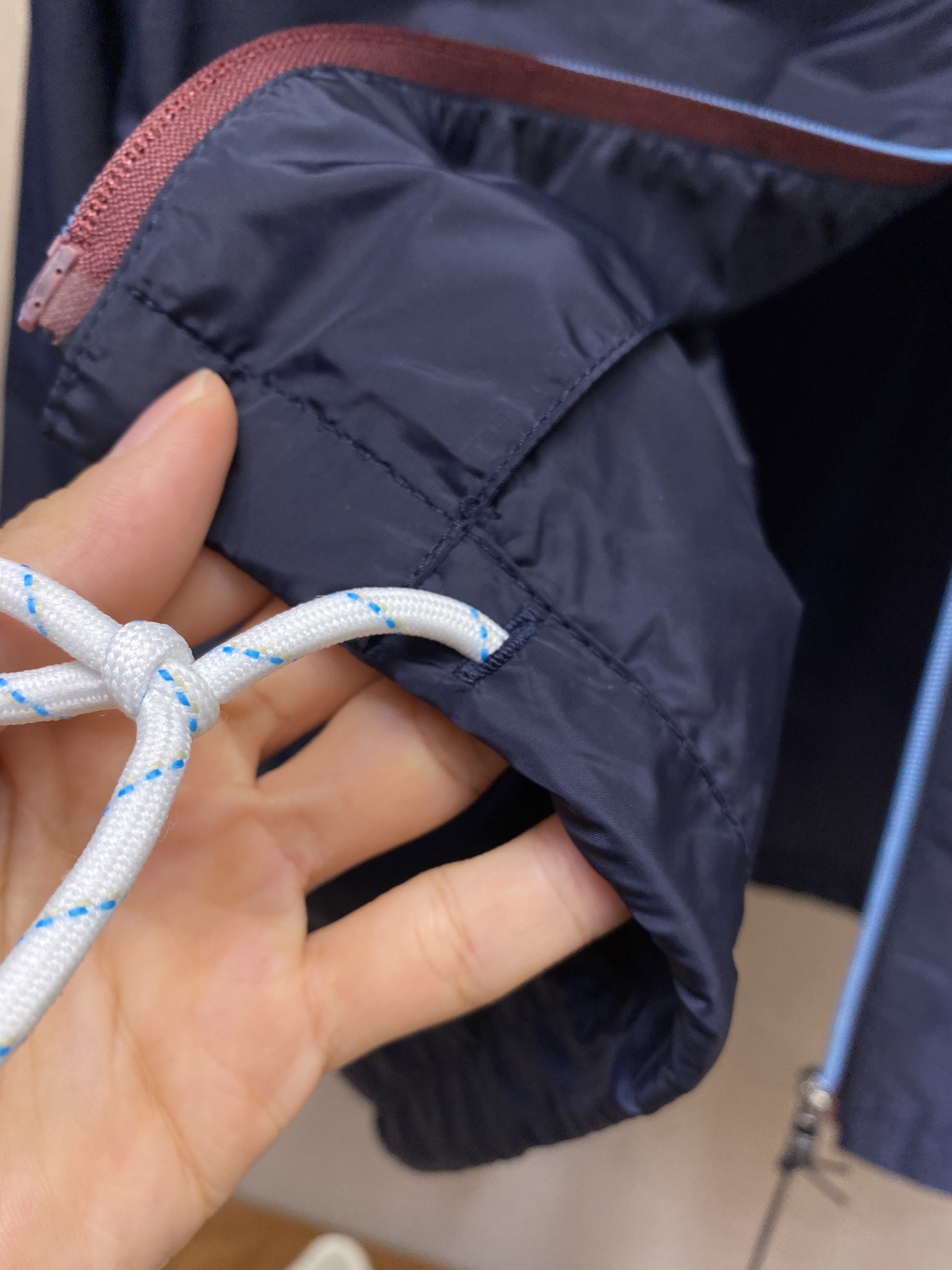 “Regenerative Nylon Jacket: High-Intensity, Waterproof, and Sustainable Fabric Selection and Quality Craftsmanship” - 图片 7
