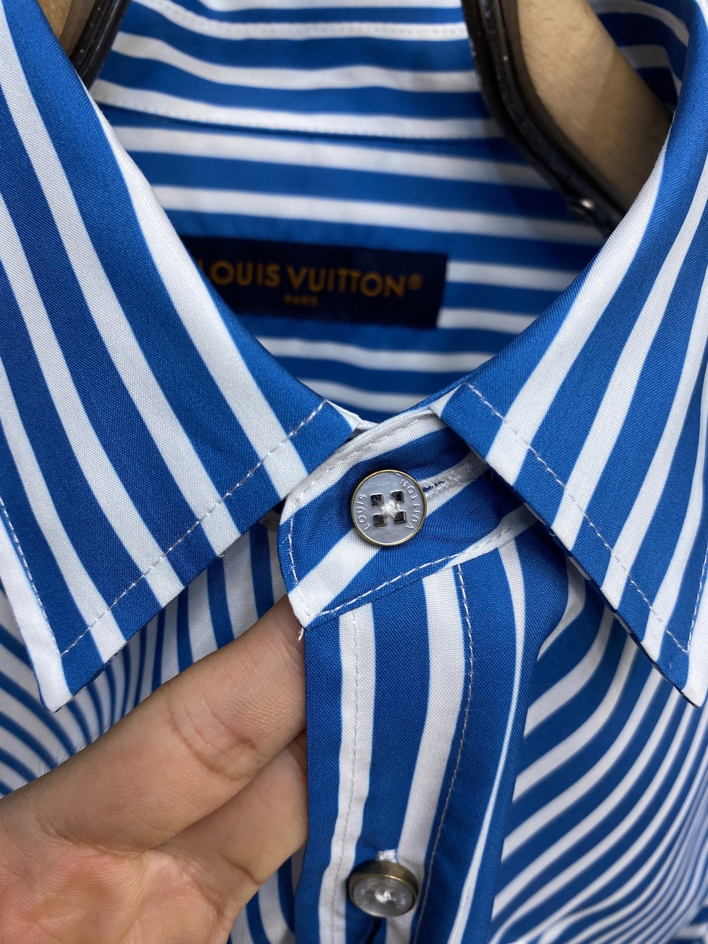 Customized Suture Shirt with Authentic Texture Fabric and Custom Embroidery: Size S-XL – SEO-Friendly Title - 图片 6